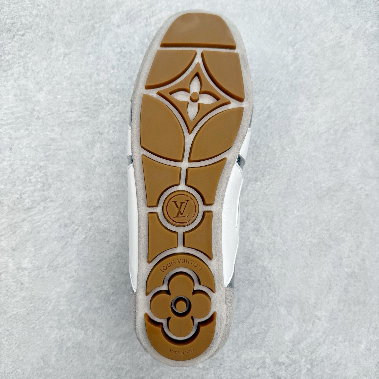 图片[9]-LOUIS VUITTON Sneakerina LV德训鞋 羊皮革 圆头系带 芭蕾风低帮生活休闲鞋 尺码：35 36 37 38 39 40-选品中心