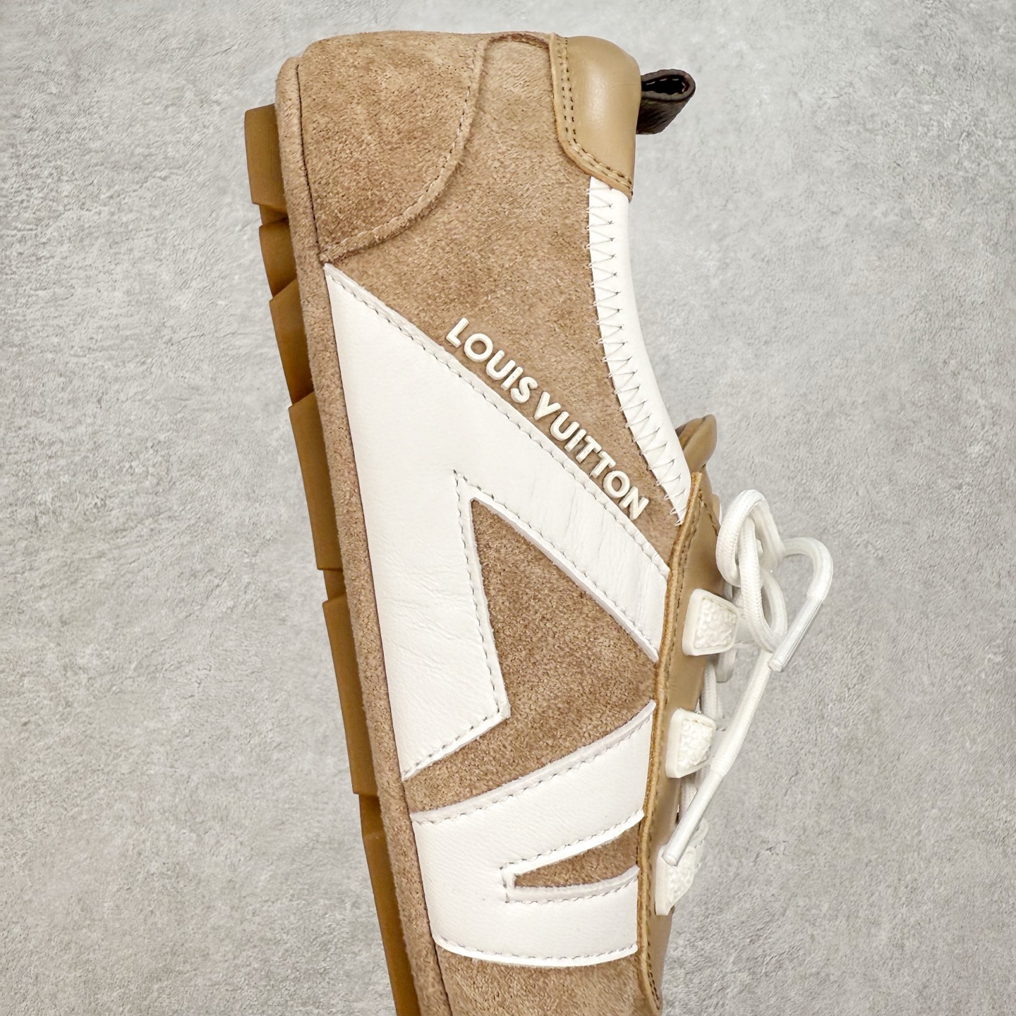 图片[6]-LOUIS VUITTON Sneakerina LV德训鞋 羊皮革 圆头系带 芭蕾风低帮生活休闲鞋 尺码：35 36 37 38 39 40-选品中心