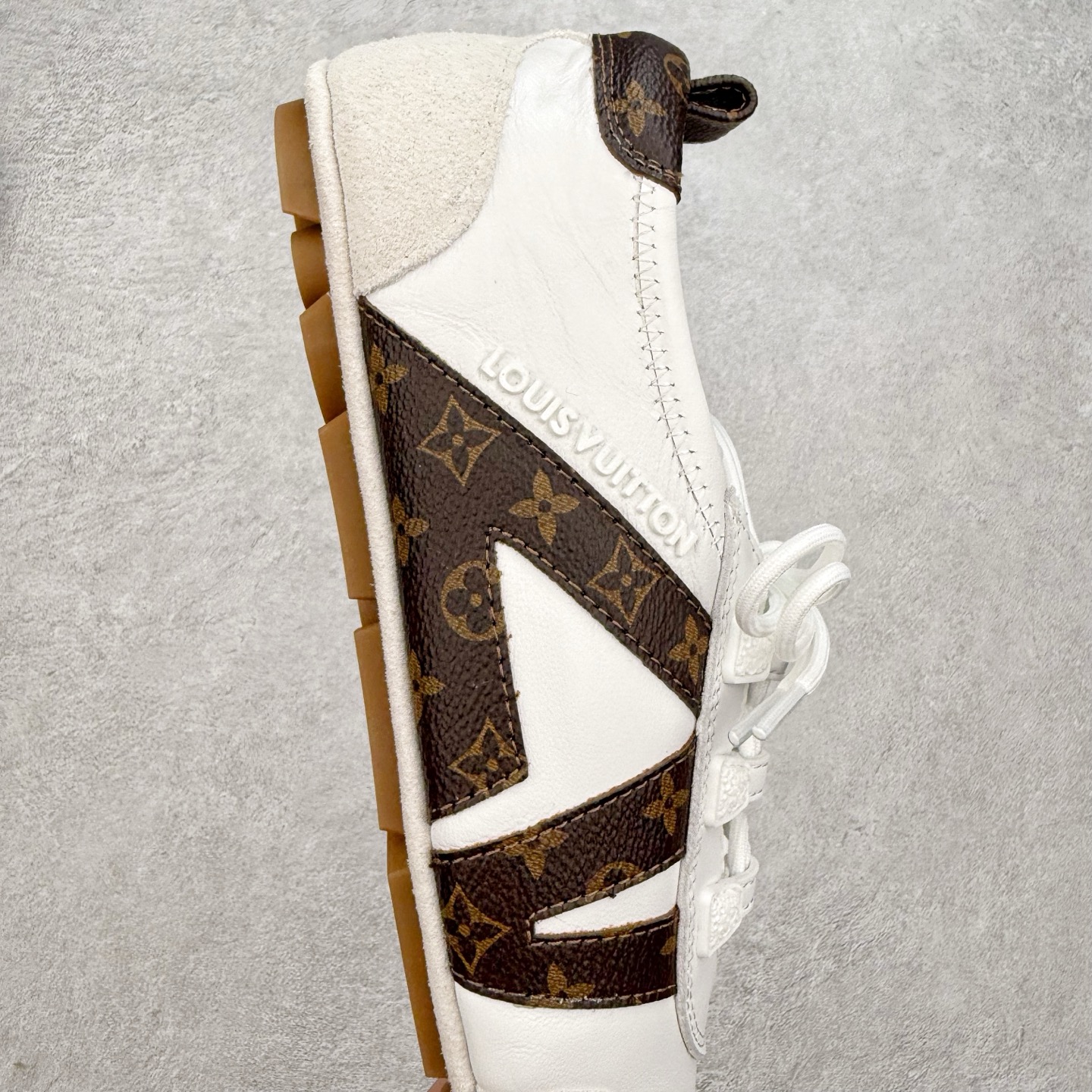 图片[6]-LOUIS VUITTON Sneakerina LV德训鞋 羊皮革 圆头系带 芭蕾风低帮生活休闲鞋 尺码：35 36 37 38 39 40-选品中心