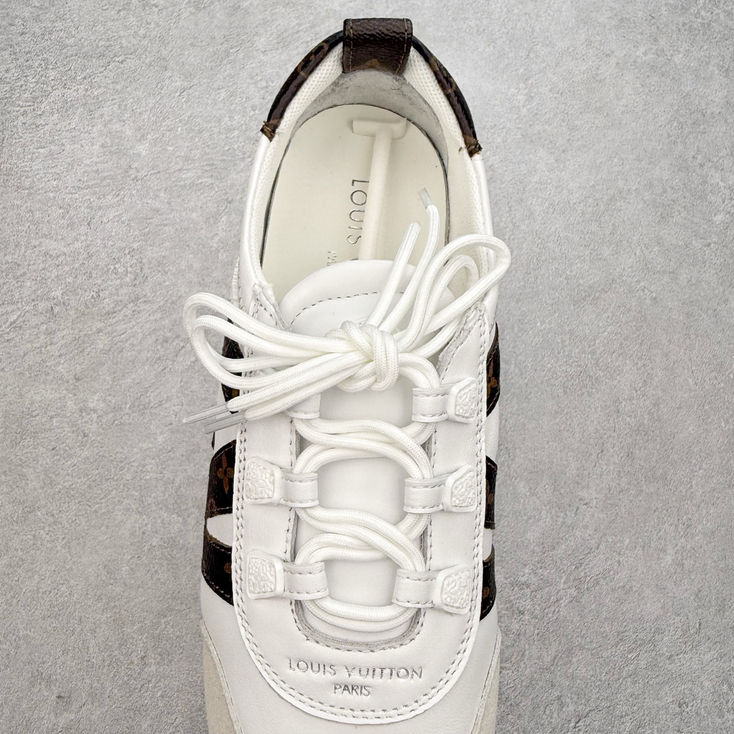 图片[5]-LOUIS VUITTON Sneakerina LV德训鞋 羊皮革 圆头系带 芭蕾风低帮生活休闲鞋 尺码：35 36 37 38 39 40-选品中心