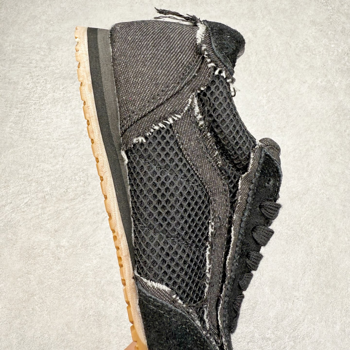 图片[6]-Vans Super Lowpro TDC系列 踩上全新 Vans Super LowPro 复古薄底鞋👣 长绒麂皮拼接粗粝毛边牛仔布，亮出你的反叛玩心 舒适脚感加持，全天不喊累，轻轻松松跑进风里💨 侧边透气网眼鞋面，夏日citywalk更 Chill～ 货号：VN000EFQCJK 货号：VN000EFQCJ7 尺码：35 36 36.5 37 38 38.5 39 40 40.5 41 42 42.5 43 44 45-选品中心