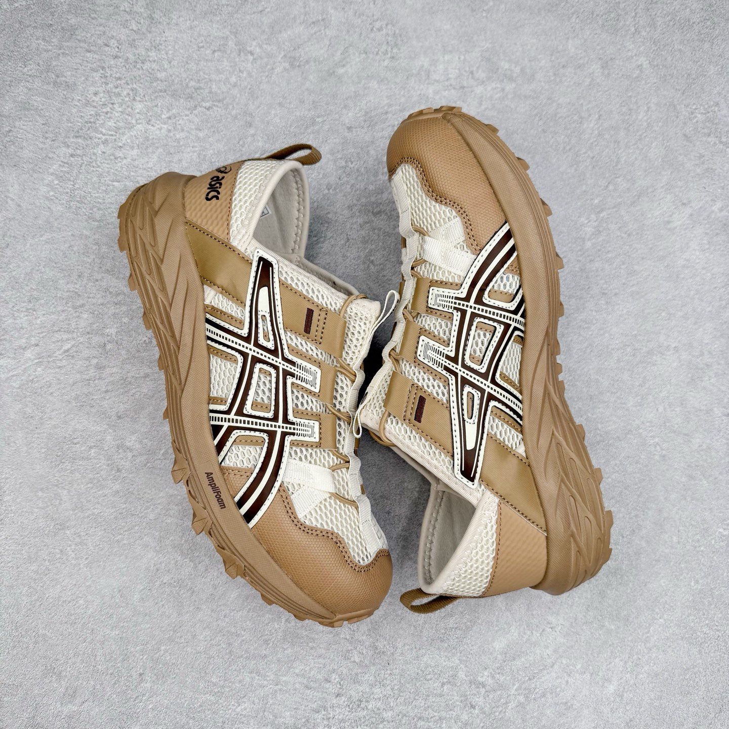 图片[3]-Asics Gel-Sonoma SE 亚瑟士溯溪鞋涉水鞋洞洞鞋 舒适日常休闲百搭防滑低帮户外徒步舒适随行跑步鞋 无界 路更远 今夏必备 颠覆认知 包裹性超强 脚感非常之舒适 侧面镂空设计 透气性极佳 让微风灌入足底 为沸腾夏日注入清爽能量防滑效果也不错 颜值与性能兼备 各平台实体疯狂种草首选 尺码：36 37.5 38 39 40 40.5 41.5 42 42.5 43.5 44 45 46-选品中心