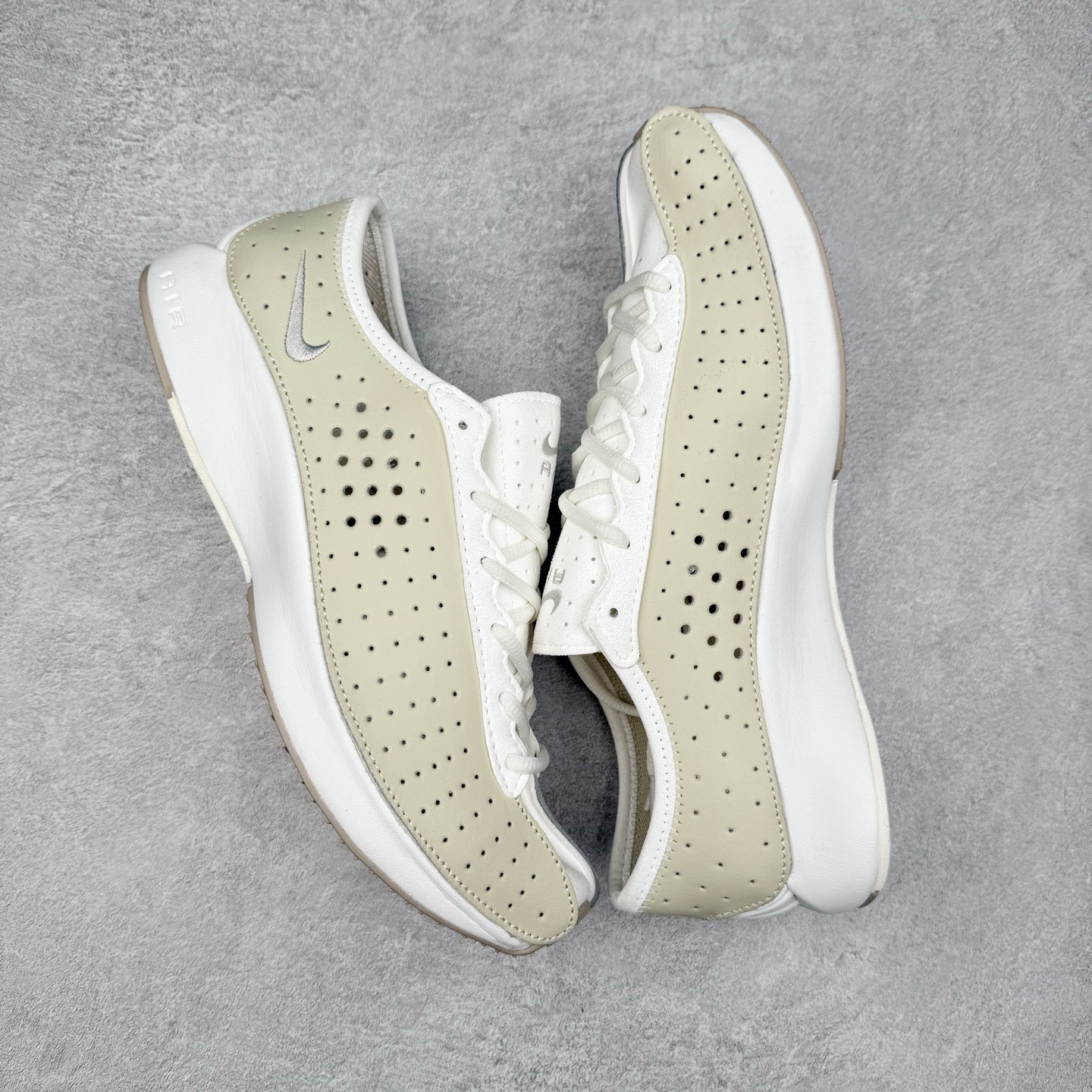 图片[3]-NK Air Superfly 舒适百搭防滑耐磨 低帮 休闲跑步鞋 实拍调校N版已经零色差零失真 百分百还原实物色彩所见即所得 不存在货不对板色差等低级问题 选购参考实物拍摄 不混卖不参货 只用心做好货严格选品 承诺混一赔十 尺码：36 36.5 37.5 38 38.5 39 40 40.5 41 42 42.5 43 44 44.5 45-选品中心