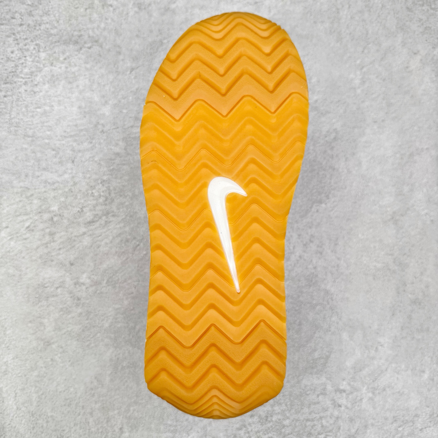 图片[9]-NK Pacific 华夫舒适百搭个性减震低帮生活休闲鞋 HM4771-602 秉承元年款经典风格 糅合防水鞋面设计 传统鞋带系统和覆面设计增强贴合感 提升耐久性 彰显经典风格 EVA 泡棉中底轻盈缓震 纯色橡胶外底搭配人字形底纹 缔造出色耐久性和多向抓地力 天猫订单本实体可操作原价款 尺码： 36 36.5 37 38 38.5 39 40 40.5 41 42 42.5 43 44 45-选品中心