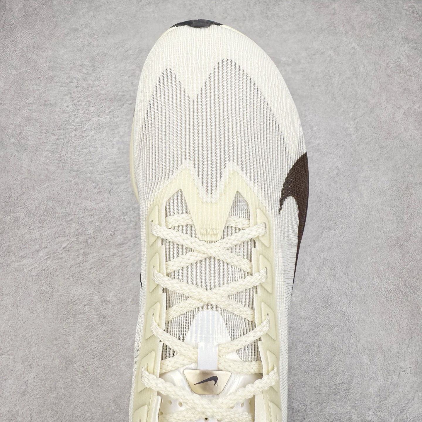 ＃纯原福利‼️Jakob A. Ingebrigtsen x NK Zoom VaporFly Next