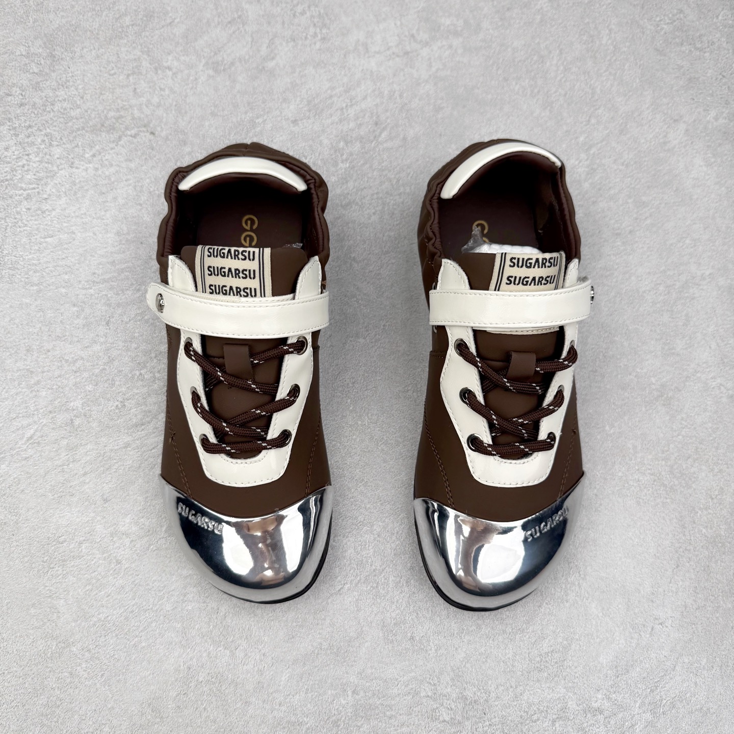 图片[2]-【鞠婧祎同款】GG-CC x SugarSu酥履联名 玛丽珍芭蕾舞鞋 新晋潮流鞋靴品牌GGCC夏季新款 夏季踏青舒适度和少女感我都要 撞色鞋面和着地软弹舒适轻便鞋底 日常通勤 户外徒行 甜辣静雅皆可适配~ 舒适度满分：软糯鞋垫！走路不累脚，运动、逛街都能轻松驾驭 尺码：35 36 37 38 39 40-选品中心