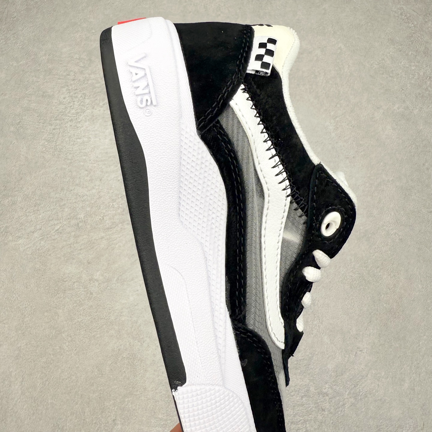 图片[6]-Vans Wayvee Skate 范斯官方 防滑耐磨减震滑板鞋 Wayvee是Vans Park Series世界冠军Brighton Zeuner的个人签名鞋Brighton的灵感与创造力让这双Vans Wayvee焕然新生 充满着活力与希望的配色 货号：VN0A5JIABMX1 尺码：36 36.5 37 38 38.5 39 40 40.5 41 42 42.5 43 44-选品中心