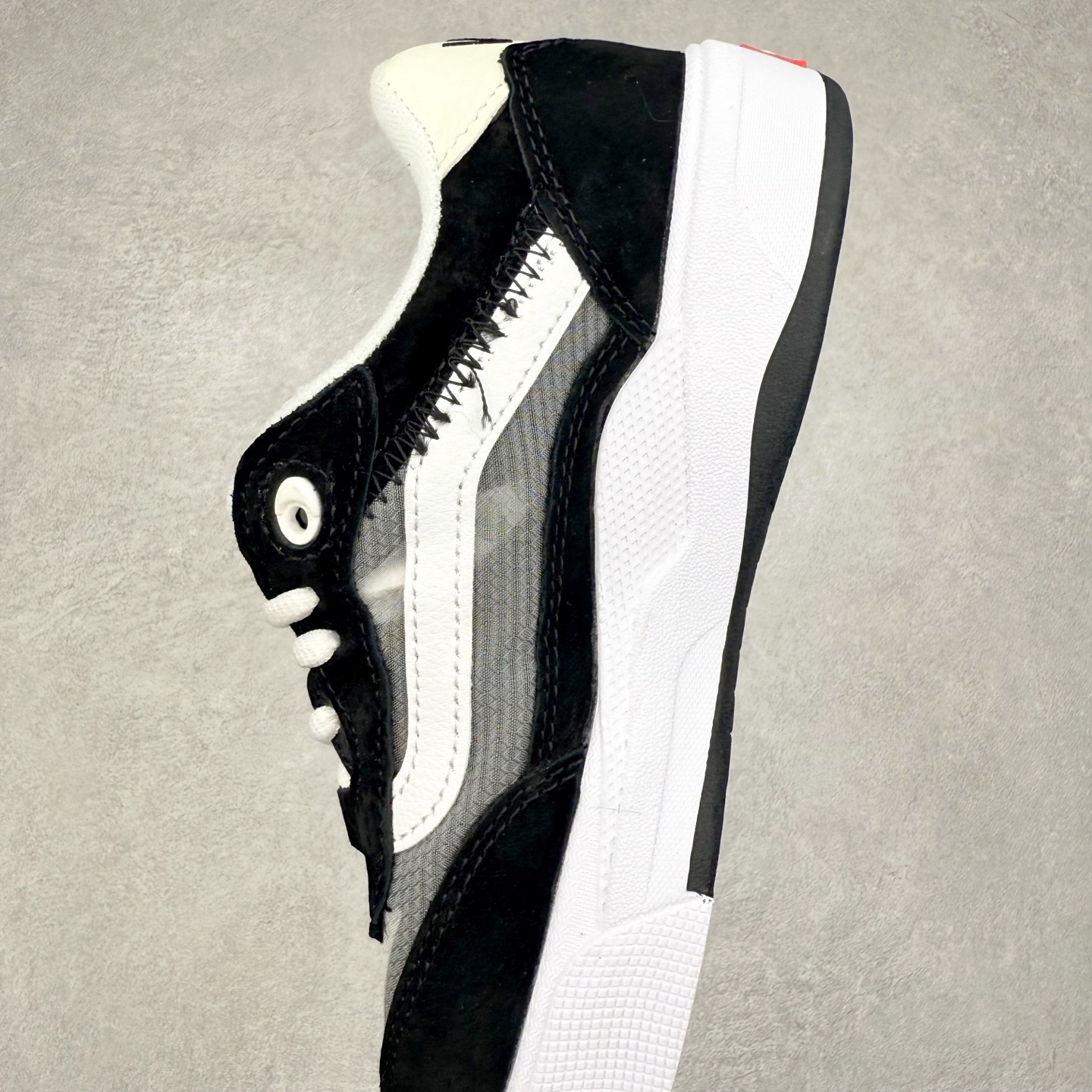 图片[7]-Vans Wayvee Skate 范斯官方 防滑耐磨减震滑板鞋 Wayvee是Vans Park Series世界冠军Brighton Zeuner的个人签名鞋Brighton的灵感与创造力让这双Vans Wayvee焕然新生 充满着活力与希望的配色 货号：VN0A5JIABMX1 尺码：36 36.5 37 38 38.5 39 40 40.5 41 42 42.5 43 44-选品中心