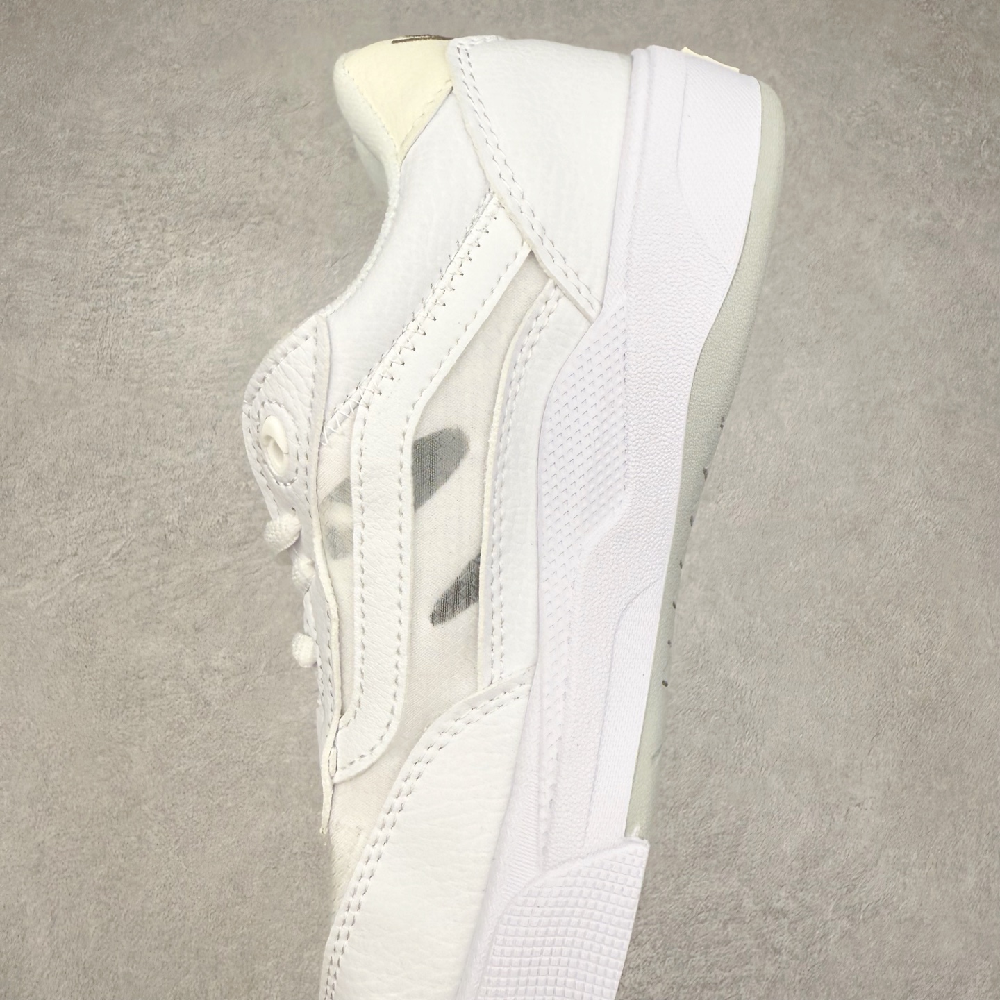 图片[7]-Vans Wayvee Skate 范斯官方 防滑耐磨减震滑板鞋 Wayvee是Vans Park Series世界冠军Brighton Zeuner的个人签名鞋Brighton的灵感与创造力让这双Vans Wayvee焕然新生 充满着活力与希望的配色 货号：VN0A5JIABMX1 尺码：36 36.5 37 38 38.5 39 40 40.5 41 42 42.5 43 44-选品中心