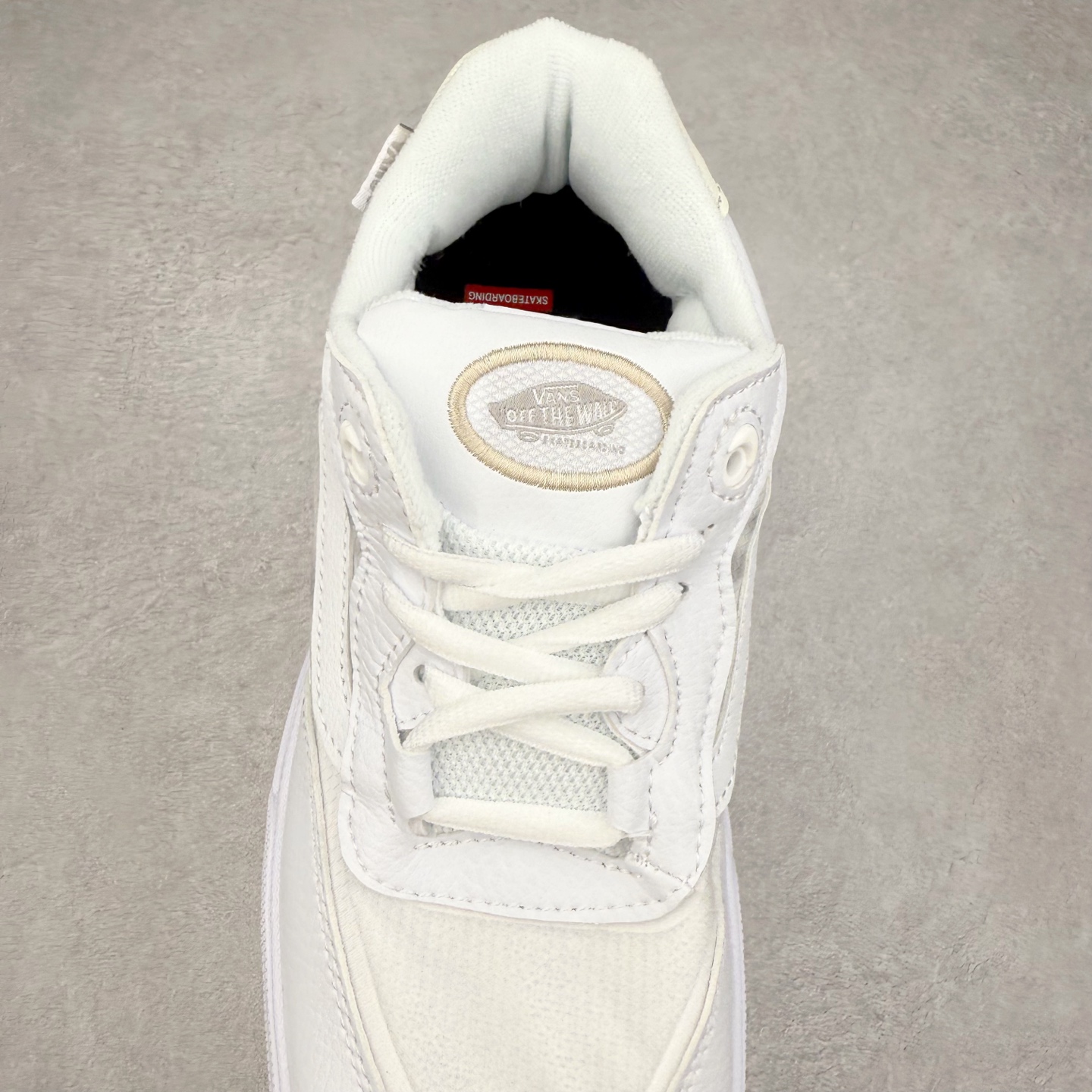 图片[5]-Vans Wayvee Skate 范斯官方 防滑耐磨减震滑板鞋 Wayvee是Vans Park Series世界冠军Brighton Zeuner的个人签名鞋Brighton的灵感与创造力让这双Vans Wayvee焕然新生 充满着活力与希望的配色 货号：VN0A5JIABMX1 尺码：36 36.5 37 38 38.5 39 40 40.5 41 42 42.5 43 44-选品中心