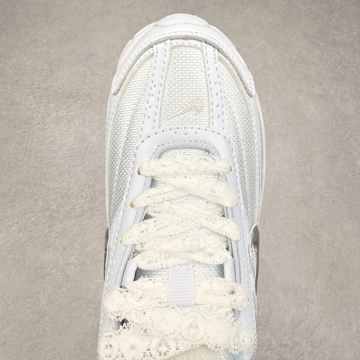 图片[4]-NK Initiator 创始者系列复古老爹鞋运动舒适复古网布合成革减震防滑耐磨低帮休闲跑步鞋 Ins爆火全新韩系古着风 回味经典 采用透气网眼鞋面和支撑覆盖层 自然运动设计的Phlyon中底用于缓冲 BRS 1000碳橡胶外底具有轻质柔韧性 牵引力和耐用性 尺码：36 36.5 37.5 38 38.5 39 40 40.5 41 42 42.5 43 44 45-选品中心