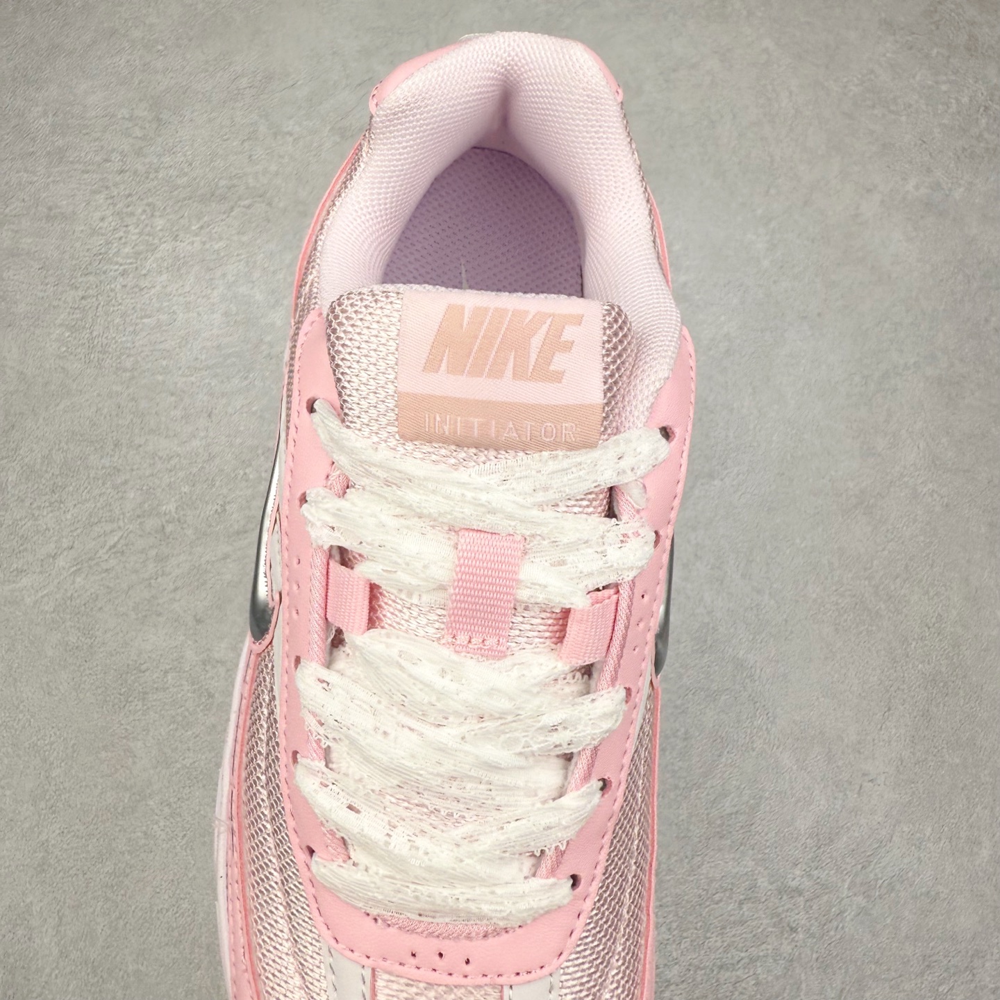 图片[5]-NK Initiator 创始者系列复古老爹鞋运动舒适复古网布合成革减震防滑耐磨低帮休闲跑步鞋 Ins爆火全新韩系古着风 回味经典 采用透气网眼鞋面和支撑覆盖层 自然运动设计的Phlyon中底用于缓冲 BRS 1000碳橡胶外底具有轻质柔韧性 牵引力和耐用性 尺码：36 36.5 37.5 38 38.5 39 40 40.5 41 42 42.5 43 44 45-选品中心