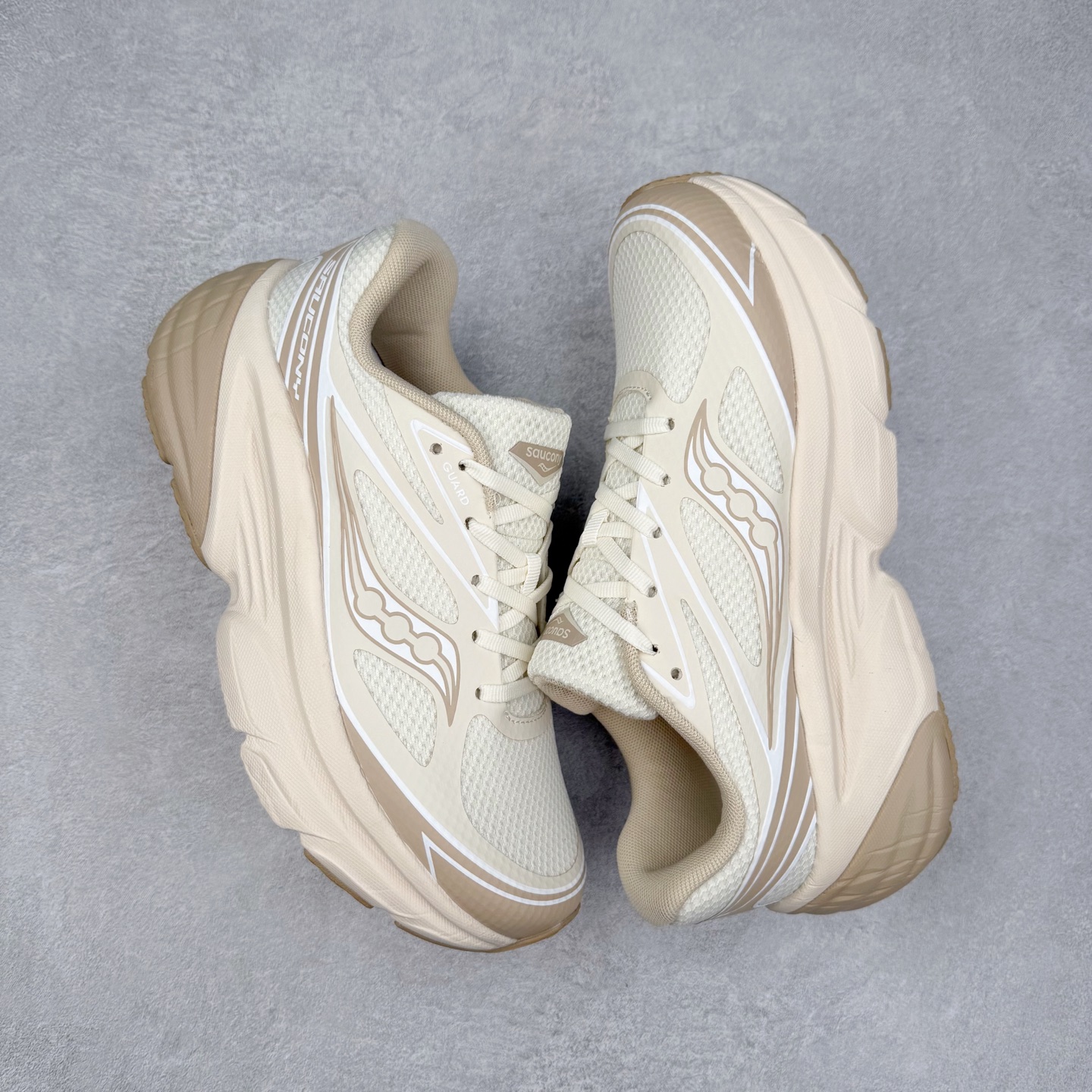 图片[3]-＃福利特价 Saucony GUARD AMR 索康尼日常百搭通勤缓震跑步鞋 男女同款 尺码：36 36.5 37.5 38 38.5 39 40 40.5 41 42 42.5 43 44 44.5 45-选品中心