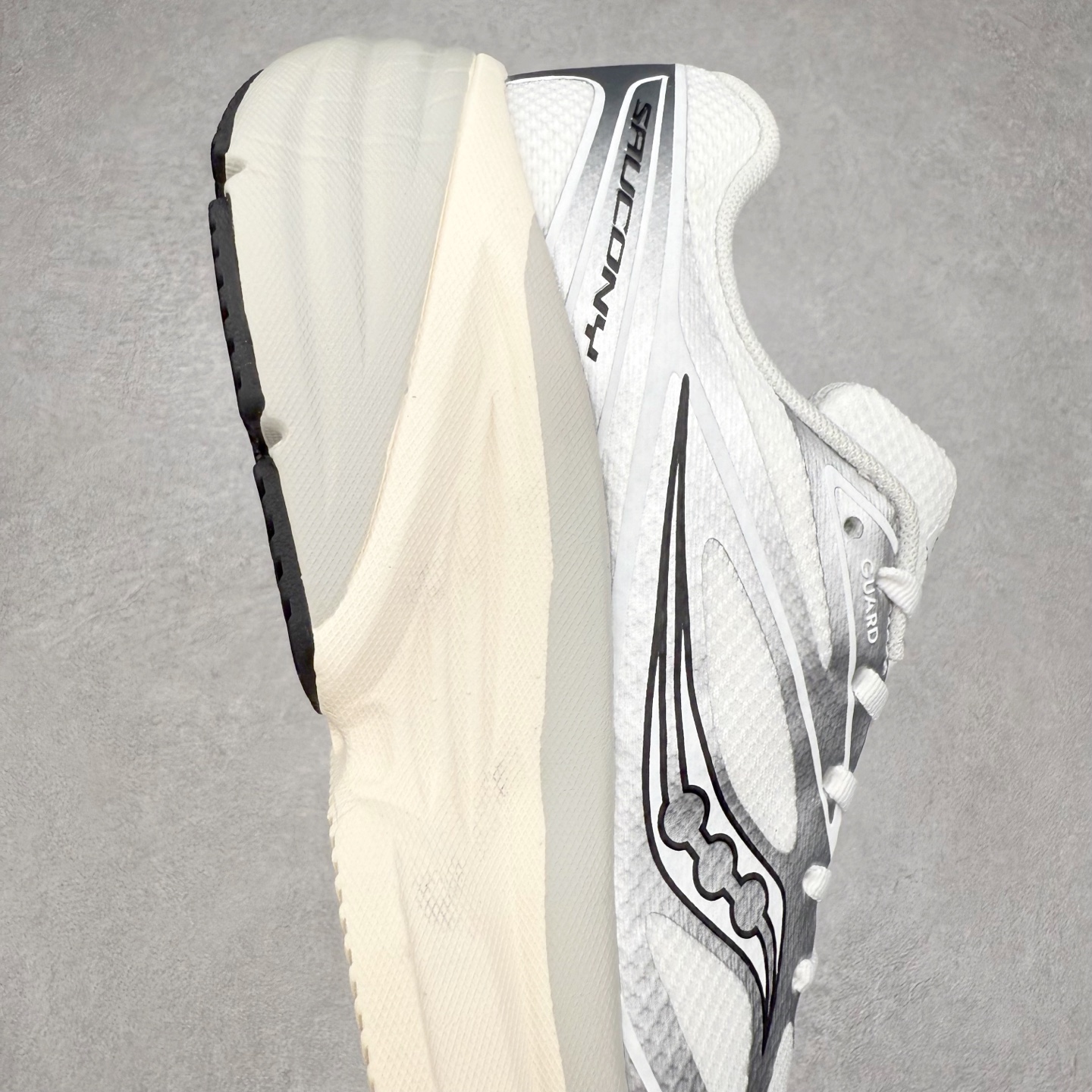 图片[6]-＃福利特价 Saucony GUARD AMR 索康尼日常百搭通勤缓震跑步鞋 男女同款 尺码：36 36.5 37.5 38 38.5 39 40 40.5 41 42 42.5 43 44 44.5 45-选品中心