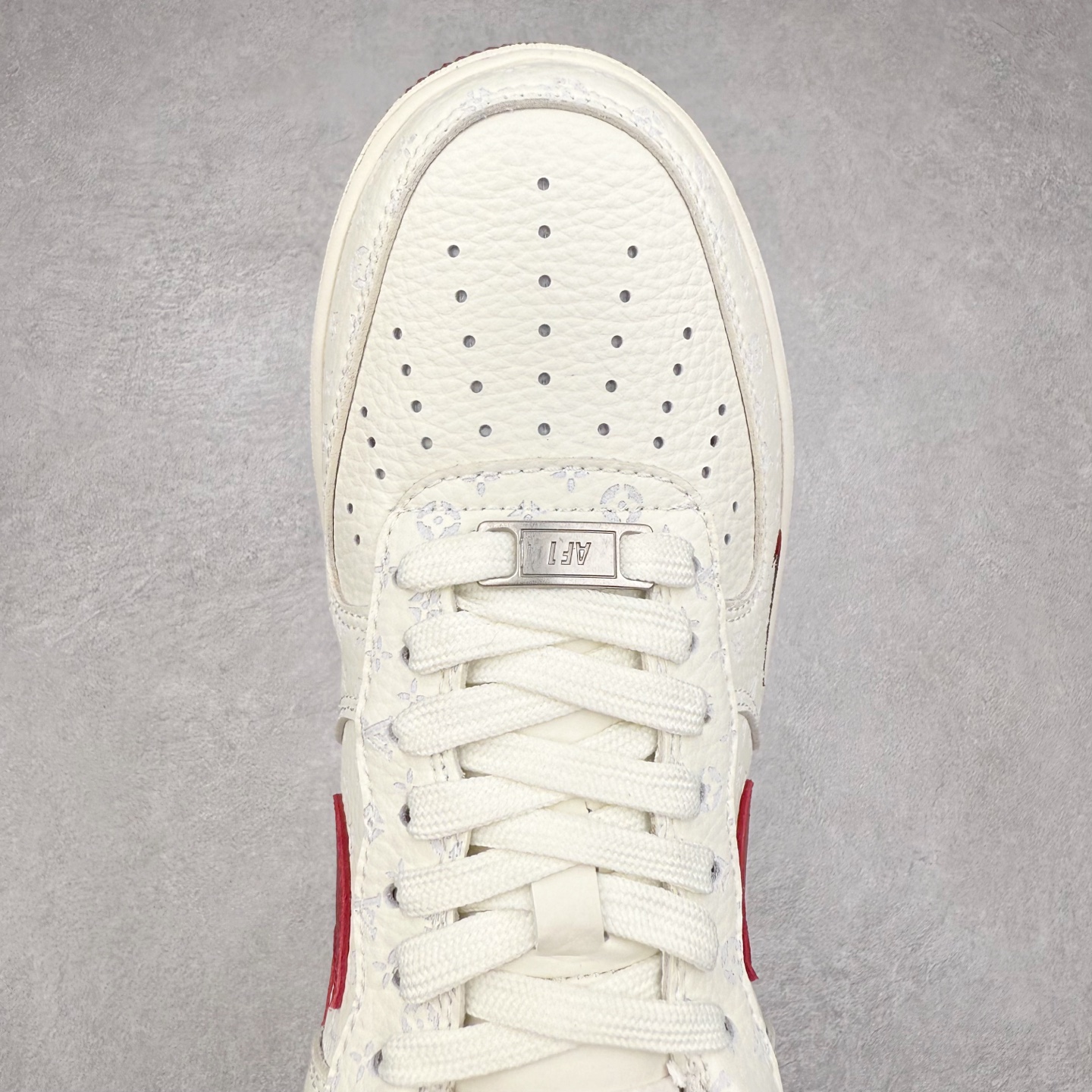 图片[4]-NK Air Force 1´07 Low 空军一号低帮百搭休闲运动板鞋 LW9729-015 柔软、弹性十足的缓震性能和出色的中底设计 横跨复古与现代的外型结合 造就出风靡全球 三十多年的Force 1 直到今天还深受青睐 实拍调校N版已经零色差零失真 百分百还原实物色彩所见即所得 不存在货不对板色差等低级问题 选购参考实物拍摄 不混卖不参货 只用心做好货严格选品 承诺混一赔十 尺码：36 36.5 37.5 38 38.5 39 40 40.5 41 42 42.5 43 44 44.5 45-选品中心