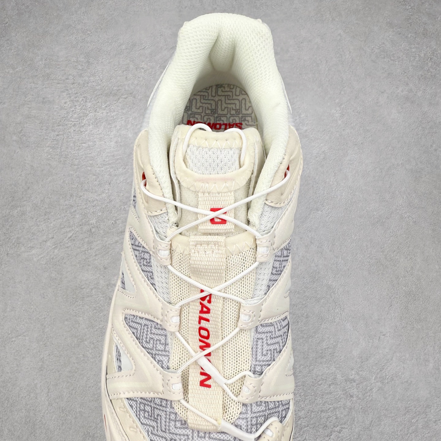 图片[5]-＃福利特价️ Salomon XT-QUEST ADV 萨洛蒙潮流越野机能户外功能鞋 纯原外贸平台特供订单 耗时半年巨作 全套原纸板楦头开发 原厂特供网布配套加持 确保原汁原味 完美呈现版型 原档数据独家私模五层组合大底 男女鞋同步官方开发至46.5 原装Ortholite轻量化鞋垫 中底布带钢印编号 原厂TPU锁扣 进口港宝加持 后跟自然饱满 还原公司包裹性 基于 SALOMON 初代 XT 鞋身造型并搭载 4D ADVANCED CHASSIS™ 大底打造而成 为这款 XT-QUEST 带来了多项足部控制与保护等功能性 如在运动过程中控制左右晃动的过程而提高稳定性、改善长途越野过程中足中到足尖的过渡、提高感知岩石的精确度以抵抗尖锐物体对脚底的伤害以及采用动态缓冲来增强穿着舒适感 从而减轻疲劳感 使 XT-QUEST 成为一双舒适且安全的户外之履 尺码：36 36.5 37.5 38 38.5 39 40 40.5 41 42 42.5 43 44 44.5 45-选品中心