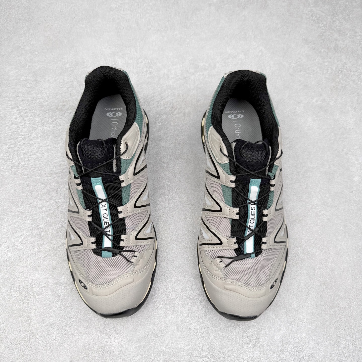 图片[2]-＃福利特价️ Salomon XT-QUEST ADV 萨洛蒙潮流越野机能户外功能鞋 纯原外贸平台特供订单 耗时半年巨作 全套原纸板楦头开发 原厂特供网布配套加持 确保原汁原味 完美呈现版型 原档数据独家私模五层组合大底 男女鞋同步官方开发至46.5 原装Ortholite轻量化鞋垫 中底布带钢印编号 原厂TPU锁扣 进口港宝加持 后跟自然饱满 还原公司包裹性 基于 SALOMON 初代 XT 鞋身造型并搭载 4D ADVANCED CHASSIS™ 大底打造而成 为这款 XT-QUEST 带来了多项足部控制与保护等功能性 如在运动过程中控制左右晃动的过程而提高稳定性、改善长途越野过程中足中到足尖的过渡、提高感知岩石的精确度以抵抗尖锐物体对脚底的伤害以及采用动态缓冲来增强穿着舒适感 从而减轻疲劳感 使 XT-QUEST 成为一双舒适且安全的户外之履 尺码：36 36.5 37.5 38 38.5 39 40 40.5 41 42 42.5 43 44 44.5 45-选品中心