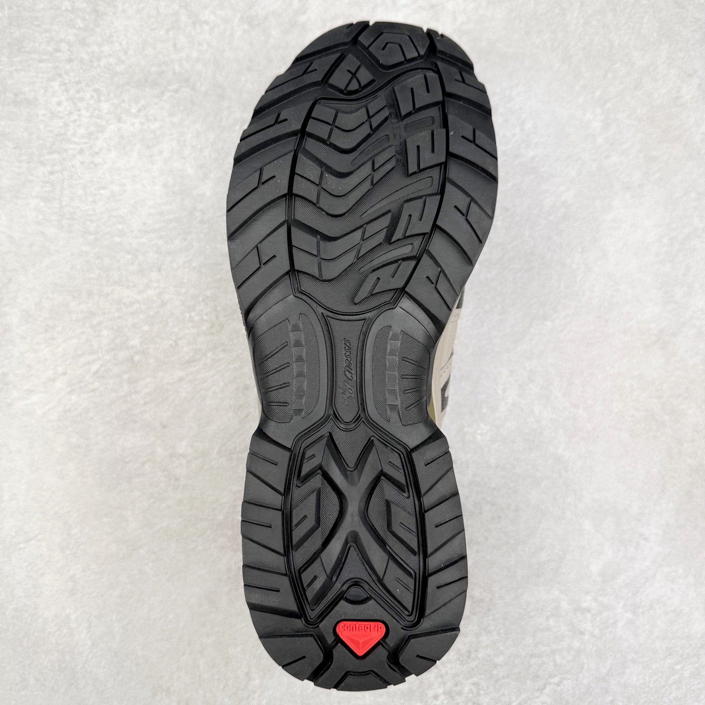 图片[9]-＃福利特价️ Salomon XT-QUEST ADV 萨洛蒙潮流越野机能户外功能鞋 纯原外贸平台特供订单 耗时半年巨作 全套原纸板楦头开发 原厂特供网布配套加持 确保原汁原味 完美呈现版型 原档数据独家私模五层组合大底 男女鞋同步官方开发至46.5 原装Ortholite轻量化鞋垫 中底布带钢印编号 原厂TPU锁扣 进口港宝加持 后跟自然饱满 还原公司包裹性 基于 SALOMON 初代 XT 鞋身造型并搭载 4D ADVANCED CHASSIS™ 大底打造而成 为这款 XT-QUEST 带来了多项足部控制与保护等功能性 如在运动过程中控制左右晃动的过程而提高稳定性、改善长途越野过程中足中到足尖的过渡、提高感知岩石的精确度以抵抗尖锐物体对脚底的伤害以及采用动态缓冲来增强穿着舒适感 从而减轻疲劳感 使 XT-QUEST 成为一双舒适且安全的户外之履 尺码：36 36.5 37.5 38 38.5 39 40 40.5 41 42 42.5 43 44 44.5 45-选品中心