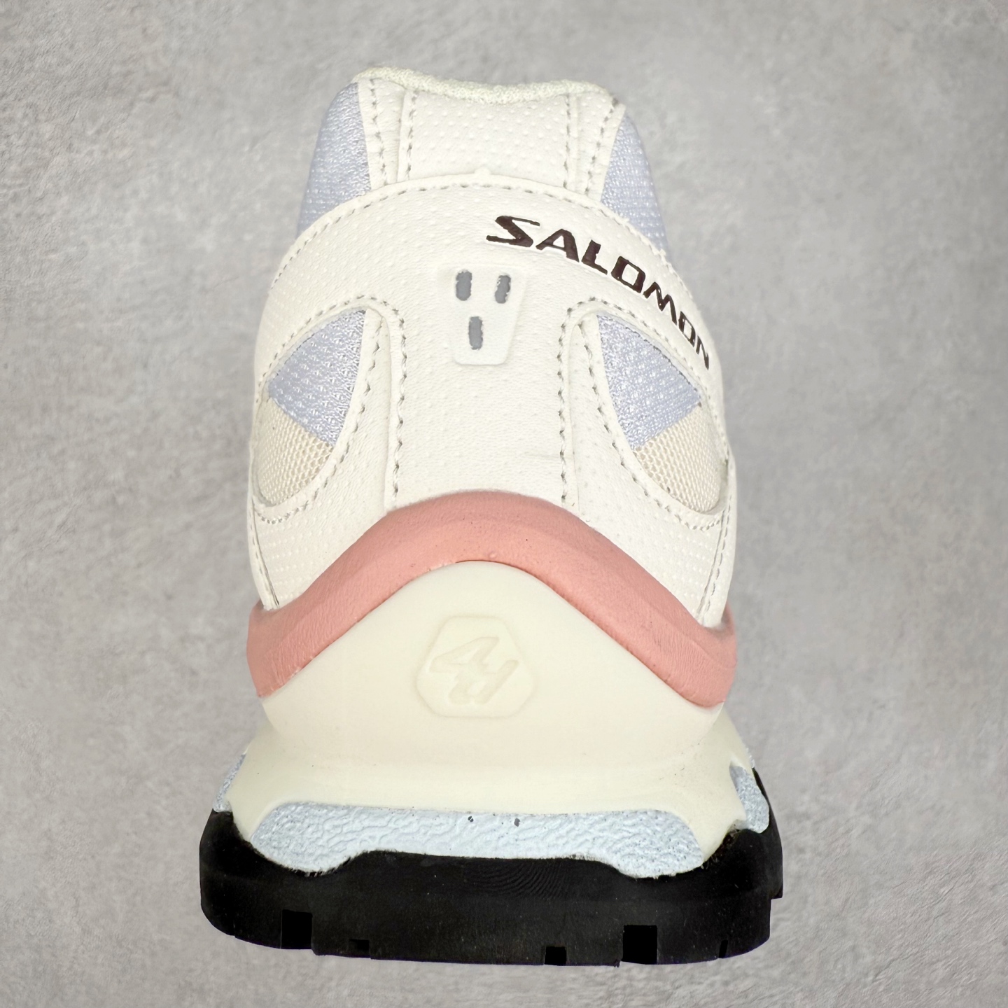 图片[8]-＃福利特价️ Salomon XT-QUEST ADV 萨洛蒙潮流越野机能户外功能鞋 纯原外贸平台特供订单 耗时半年巨作 全套原纸板楦头开发 原厂特供网布配套加持 确保原汁原味 完美呈现版型 原档数据独家私模五层组合大底 男女鞋同步官方开发至46.5 原装Ortholite轻量化鞋垫 中底布带钢印编号 原厂TPU锁扣 进口港宝加持 后跟自然饱满 还原公司包裹性 基于 SALOMON 初代 XT 鞋身造型并搭载 4D ADVANCED CHASSIS™ 大底打造而成 为这款 XT-QUEST 带来了多项足部控制与保护等功能性 如在运动过程中控制左右晃动的过程而提高稳定性、改善长途越野过程中足中到足尖的过渡、提高感知岩石的精确度以抵抗尖锐物体对脚底的伤害以及采用动态缓冲来增强穿着舒适感 从而减轻疲劳感 使 XT-QUEST 成为一双舒适且安全的户外之履 尺码：36 36.5 37.5 38 38.5 39 40 40.5 41 42 42.5 43 44 44.5 45-选品中心