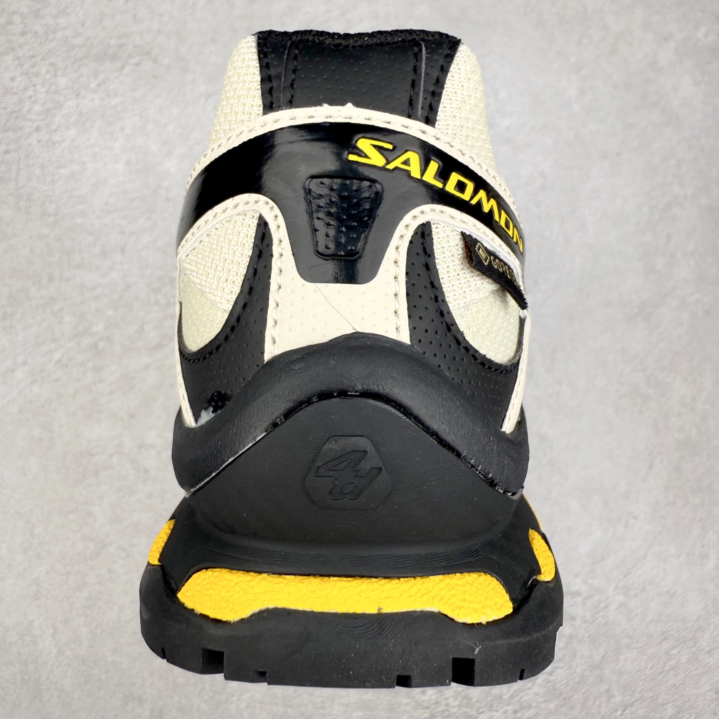 图片[8]-＃福利特价️ Salomon XT-QUEST ADV 萨洛蒙潮流越野机能户外功能鞋 纯原外贸平台特供订单 耗时半年巨作 全套原纸板楦头开发 原厂特供网布配套加持 确保原汁原味 完美呈现版型 原档数据独家私模五层组合大底 男女鞋同步官方开发至46.5 原装Ortholite轻量化鞋垫 中底布带钢印编号 原厂TPU锁扣 进口港宝加持 后跟自然饱满 还原公司包裹性 基于 SALOMON 初代 XT 鞋身造型并搭载 4D ADVANCED CHASSIS™ 大底打造而成 为这款 XT-QUEST 带来了多项足部控制与保护等功能性 如在运动过程中控制左右晃动的过程而提高稳定性、改善长途越野过程中足中到足尖的过渡、提高感知岩石的精确度以抵抗尖锐物体对脚底的伤害以及采用动态缓冲来增强穿着舒适感 从而减轻疲劳感 使 XT-QUEST 成为一双舒适且安全的户外之履 尺码：36 36.5 37.5 38 38.5 39 40 40.5 41 42 42.5 43 44 44.5 45-选品中心