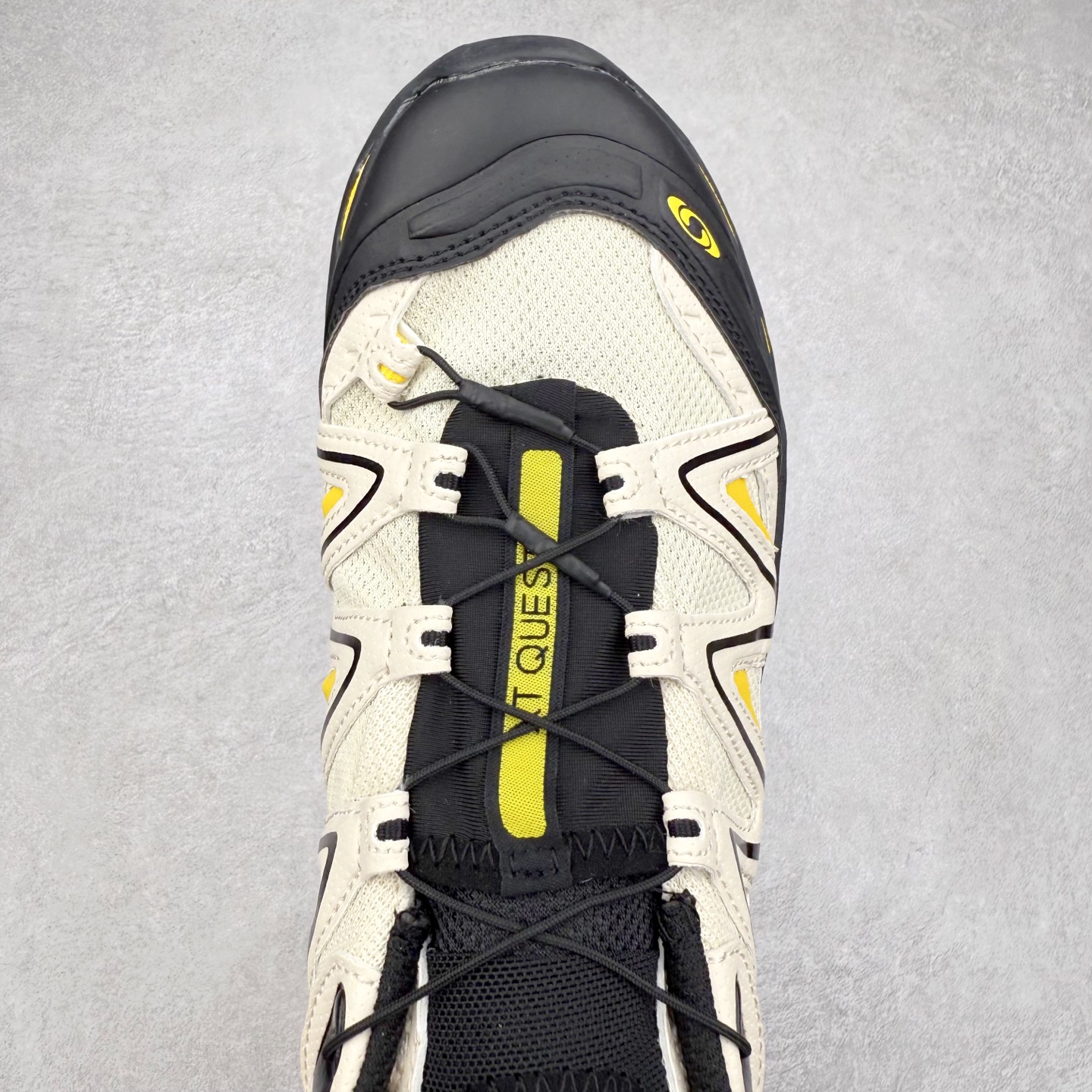 图片[4]-＃福利特价️ Salomon XT-QUEST ADV 萨洛蒙潮流越野机能户外功能鞋 纯原外贸平台特供订单 耗时半年巨作 全套原纸板楦头开发 原厂特供网布配套加持 确保原汁原味 完美呈现版型 原档数据独家私模五层组合大底 男女鞋同步官方开发至46.5 原装Ortholite轻量化鞋垫 中底布带钢印编号 原厂TPU锁扣 进口港宝加持 后跟自然饱满 还原公司包裹性 基于 SALOMON 初代 XT 鞋身造型并搭载 4D ADVANCED CHASSIS™ 大底打造而成 为这款 XT-QUEST 带来了多项足部控制与保护等功能性 如在运动过程中控制左右晃动的过程而提高稳定性、改善长途越野过程中足中到足尖的过渡、提高感知岩石的精确度以抵抗尖锐物体对脚底的伤害以及采用动态缓冲来增强穿着舒适感 从而减轻疲劳感 使 XT-QUEST 成为一双舒适且安全的户外之履 尺码：36 36.5 37.5 38 38.5 39 40 40.5 41 42 42.5 43 44 44.5 45-选品中心