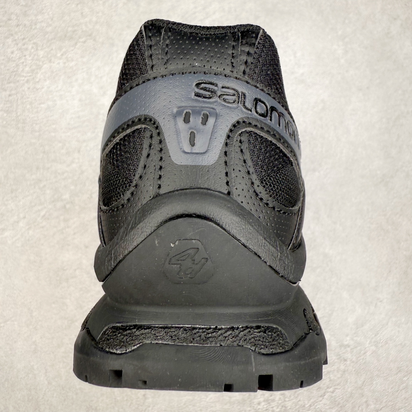 图片[8]-＃福利特价️ Salomon XT-QUEST ADV 萨洛蒙潮流越野机能户外功能鞋 纯原外贸平台特供订单 耗时半年巨作 全套原纸板楦头开发 原厂特供网布配套加持 确保原汁原味 完美呈现版型 原档数据独家私模五层组合大底 男女鞋同步官方开发至46.5 原装Ortholite轻量化鞋垫 中底布带钢印编号 原厂TPU锁扣 进口港宝加持 后跟自然饱满 还原公司包裹性 基于 SALOMON 初代 XT 鞋身造型并搭载 4D ADVANCED CHASSIS™ 大底打造而成 为这款 XT-QUEST 带来了多项足部控制与保护等功能性 如在运动过程中控制左右晃动的过程而提高稳定性、改善长途越野过程中足中到足尖的过渡、提高感知岩石的精确度以抵抗尖锐物体对脚底的伤害以及采用动态缓冲来增强穿着舒适感 从而减轻疲劳感 使 XT-QUEST 成为一双舒适且安全的户外之履 尺码：36 36.5 37.5 38 38.5 39 40 40.5 41 42 42.5 43 44 44.5 45-选品中心