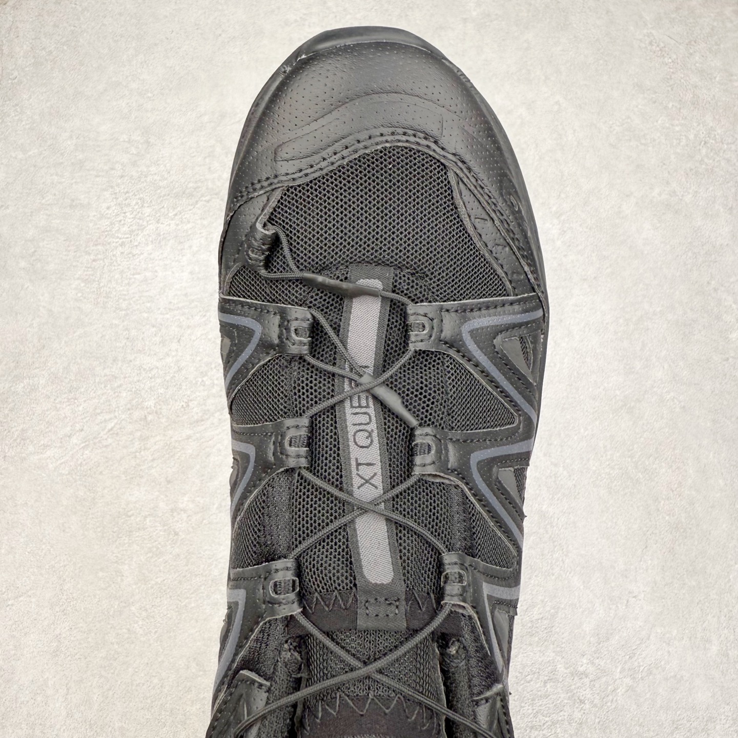 图片[4]-＃福利特价️ Salomon XT-QUEST ADV 萨洛蒙潮流越野机能户外功能鞋 纯原外贸平台特供订单 耗时半年巨作 全套原纸板楦头开发 原厂特供网布配套加持 确保原汁原味 完美呈现版型 原档数据独家私模五层组合大底 男女鞋同步官方开发至46.5 原装Ortholite轻量化鞋垫 中底布带钢印编号 原厂TPU锁扣 进口港宝加持 后跟自然饱满 还原公司包裹性 基于 SALOMON 初代 XT 鞋身造型并搭载 4D ADVANCED CHASSIS™ 大底打造而成 为这款 XT-QUEST 带来了多项足部控制与保护等功能性 如在运动过程中控制左右晃动的过程而提高稳定性、改善长途越野过程中足中到足尖的过渡、提高感知岩石的精确度以抵抗尖锐物体对脚底的伤害以及采用动态缓冲来增强穿着舒适感 从而减轻疲劳感 使 XT-QUEST 成为一双舒适且安全的户外之履 尺码：36 36.5 37.5 38 38.5 39 40 40.5 41 42 42.5 43 44 44.5 45-选品中心