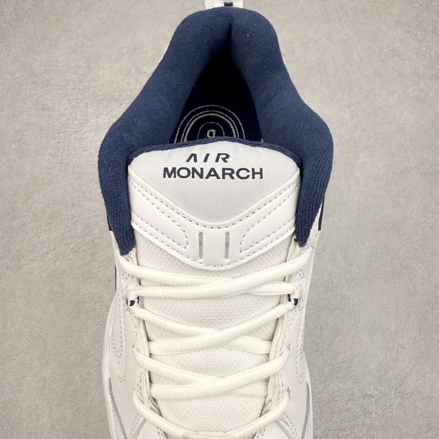 图片[5]-＃奥莱订单福利 NK Air Monarch IV M2K Tekno 复古运动老爹鞋 复古潮流优质皮革打造鞋面 夸张流线极符 风靡老爹元素 外形延续当下潮流得未来感老爹鞋 设计干净配色风格也带有浓郁的复古感受 极为独特 独家渠道 市面未流通批次 奥莱直播间499 599一样的东西 碾压市面现存所有版本 公司一样的东西 超值回馈 帮你省钱 尺码：39 40 40.5 41 42 42.5 43 44.5-选品中心