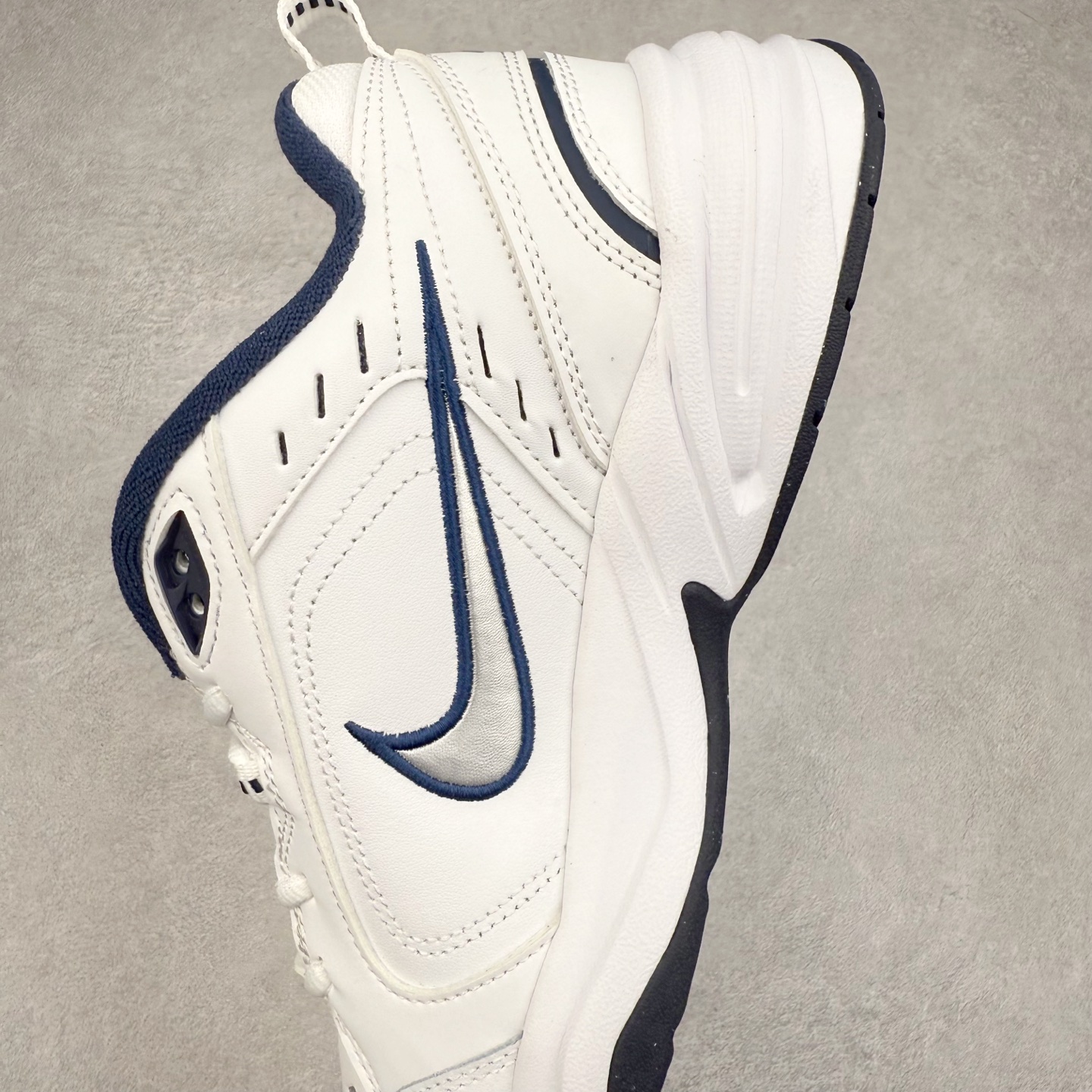 图片[7]-＃奥莱订单福利 NK Air Monarch IV M2K Tekno 复古运动老爹鞋 复古潮流优质皮革打造鞋面 夸张流线极符 风靡老爹元素 外形延续当下潮流得未来感老爹鞋 设计干净配色风格也带有浓郁的复古感受 极为独特 独家渠道 市面未流通批次 奥莱直播间499 599一样的东西 碾压市面现存所有版本 公司一样的东西 超值回馈 帮你省钱 尺码：39 40 40.5 41 42 42.5 43 44.5-选品中心