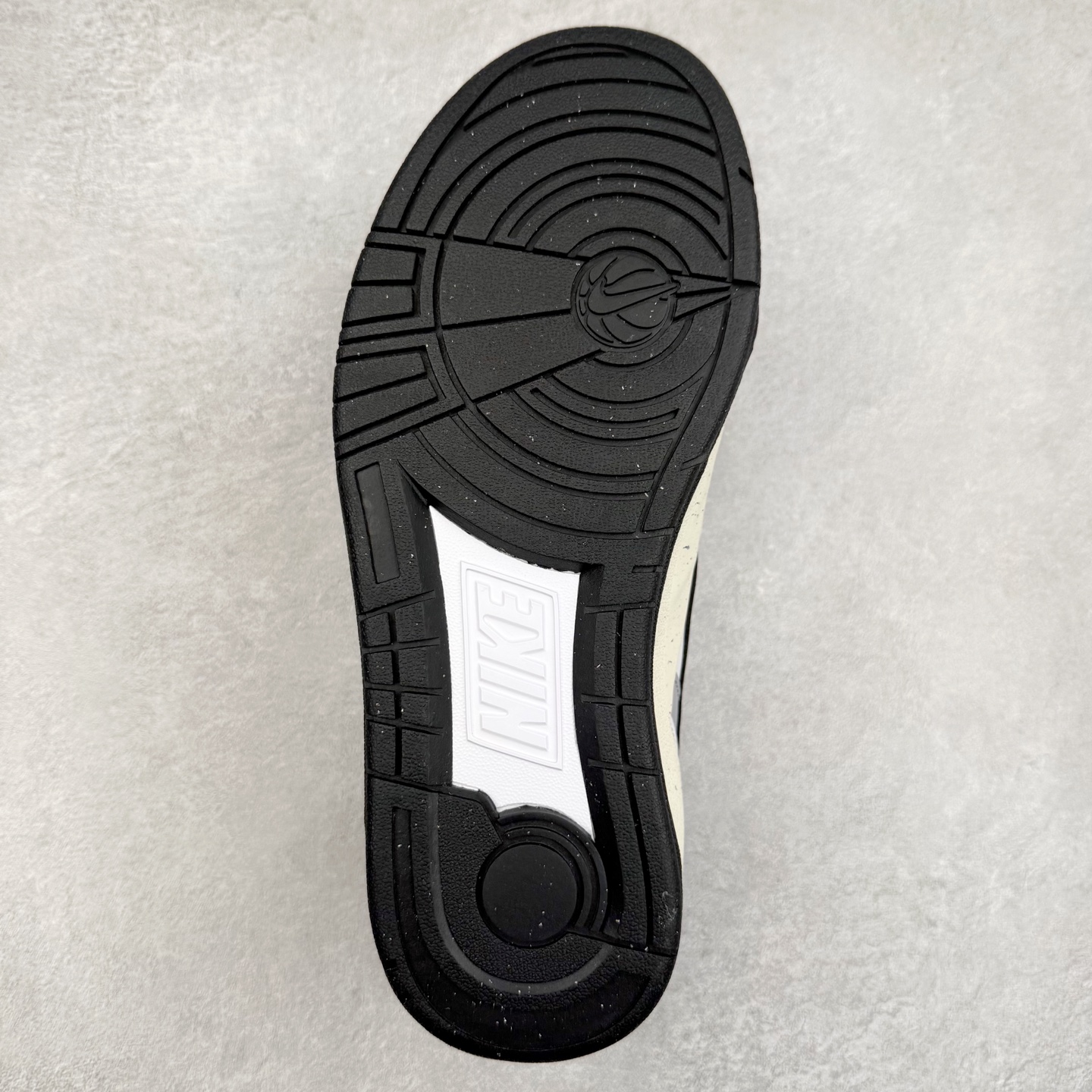 图片[9]-＃奥莱订单福利 NK Full Force Low 全力以赴系列中复古休闲运动文化篮球板鞋 独家渠道 市面未流通批次 奥莱直播间499 599一样的东西 碾压市面现存所有版本 公司一样的东西 超值回馈 帮你省钱 尺码：39 40 40.5 41 42 42.5 43 44.5-选品中心