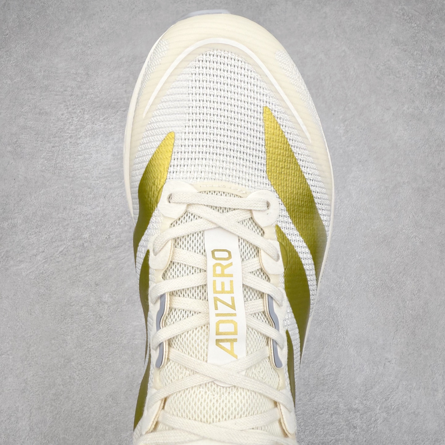 图片[4]-AD Adizero Boston 13 夏季透气网眼竞速跑鞋 JS4947 融合Lightstrike和Lightstrike Pro技术 采用乙烯/乙酸乙烯酯(EVA)材质 打造舒适中底 含ENERGYROD能量碳柱 旨在为步伐添活力 尺码：36 36.5 37 38 38.5 39 40 40.5 41 42 42.5 43 44 44.5 45-选品中心