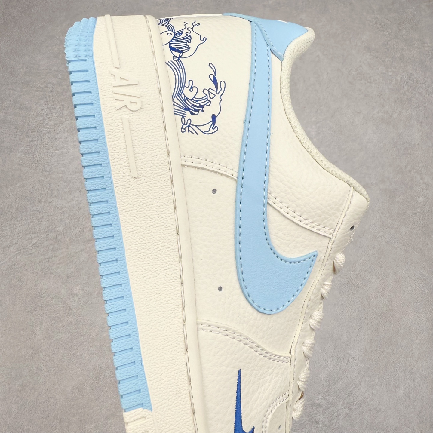 图片[6]-NK Air Force 1´07 Low 空军一号低帮百搭休闲运动板鞋 CS5288-027 柔软、弹性十足的缓震性能和出色的中底设计 横跨复古与现代的外型结合 造就出风靡全球 三十多年的Force 1 直到今天还深受青睐 实拍调校N版已经零色差零失真 百分百还原实物色彩所见即所得 不存在货不对板色差等低级问题 选购参考实物拍摄 不混卖不参货 只用心做好货严格选品 承诺混一赔十 尺码：36 36.5 37.5 38 38.5 39 40 40.5 41 42 42.5 43 44 44.5 45-选品中心