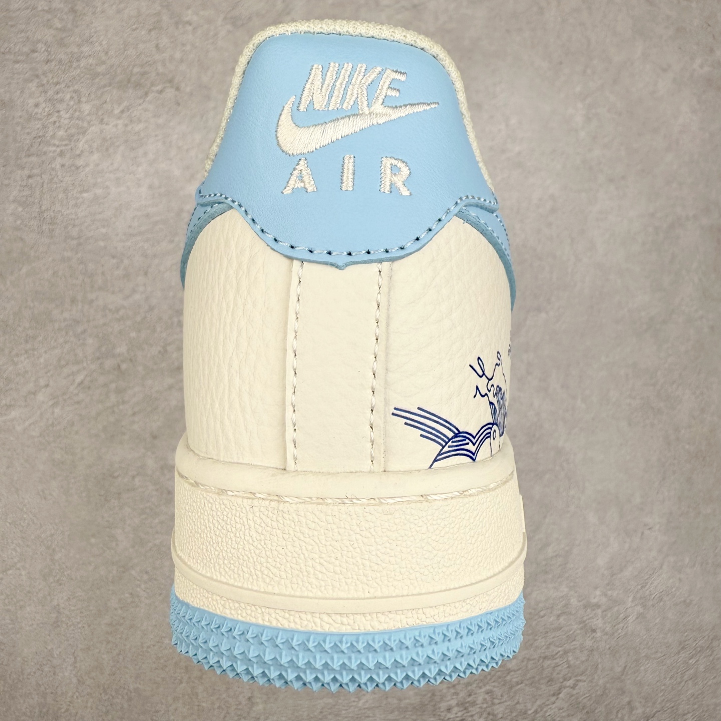 图片[8]-NK Air Force 1´07 Low 空军一号低帮百搭休闲运动板鞋 CS5288-027 柔软、弹性十足的缓震性能和出色的中底设计 横跨复古与现代的外型结合 造就出风靡全球 三十多年的Force 1 直到今天还深受青睐 实拍调校N版已经零色差零失真 百分百还原实物色彩所见即所得 不存在货不对板色差等低级问题 选购参考实物拍摄 不混卖不参货 只用心做好货严格选品 承诺混一赔十 尺码：36 36.5 37.5 38 38.5 39 40 40.5 41 42 42.5 43 44 44.5 45-选品中心