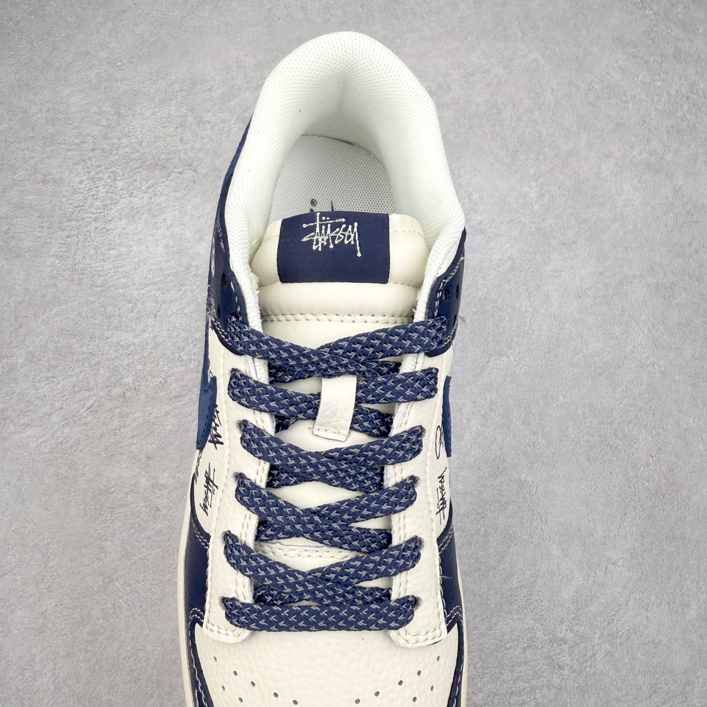 图片[5]-NK Dunk Low 定制配色 XS6089-589 大厂出品 极力推荐 原装头层材料 独家版型蒸餾加工帶來的是更好的视觉和脚感体验大厂纯原品质出货 清洁度 电绣工艺 皮料切割干净无任何毛边 细节完美 实拍调校N版已经零色差零失真 百分百还原实物色彩所见即所得 不存在货不对板色差等低级问题 选购参考实物拍摄 不混卖不参货 只用心做好货严格选品 承诺混一赔十 尺码：36 36.5 37.5 38 38.5 39 40 40.5 41 42 42.5 43 44 44.5 45-选品中心