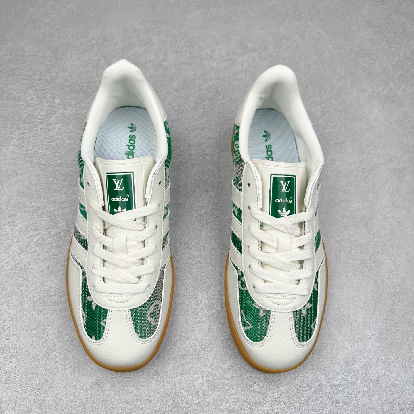 图片[2]-＃C2 AD Gazelle Indoor Trainers 羚羊内训系列低帮复古百搭休闲运动德训风板鞋 SC9207-733 90年代经典的复刻版！自60年代以足球训练鞋面世以来,Gazelle就以其经典设计席卷全球。1991年版本的复刻,再造经典Gazelle。采用皮革打造,搭配浊色细节,让这款经典更加简约。尺码：36 36⅔ 37⅓ 38 38⅔ 39⅓ 40 40⅔ 41⅓ 42 42⅔ 43⅓ 44⅓ 44⅔ 45-选品中心