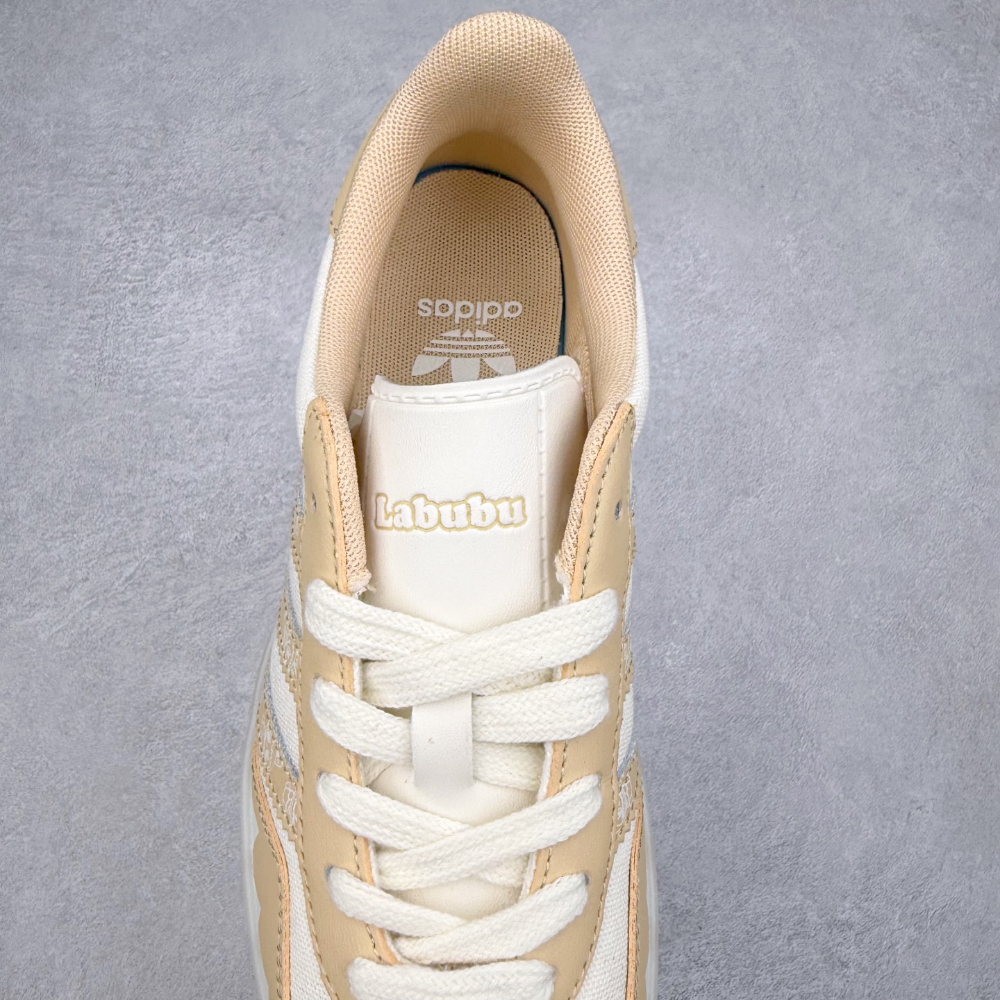 图片[5]-＃C2 AD Gazelle Indoor Trainers 羚羊内训系列低帮复古百搭休闲运动德训风板鞋 DM1234-016 90年代经典的复刻版！自60年代以足球训练鞋面世以来,Gazelle就以其经典设计席卷全球。1991年版本的复刻,再造经典Gazelle。采用皮革打造,搭配浊色细节,让这款经典更加简约。尺码：36 36⅔ 37⅓ 38 38⅔ 39⅓ 40 40⅔ 41⅓ 42 42⅔ 43⅓ 44⅓ 44⅔ 45-选品中心