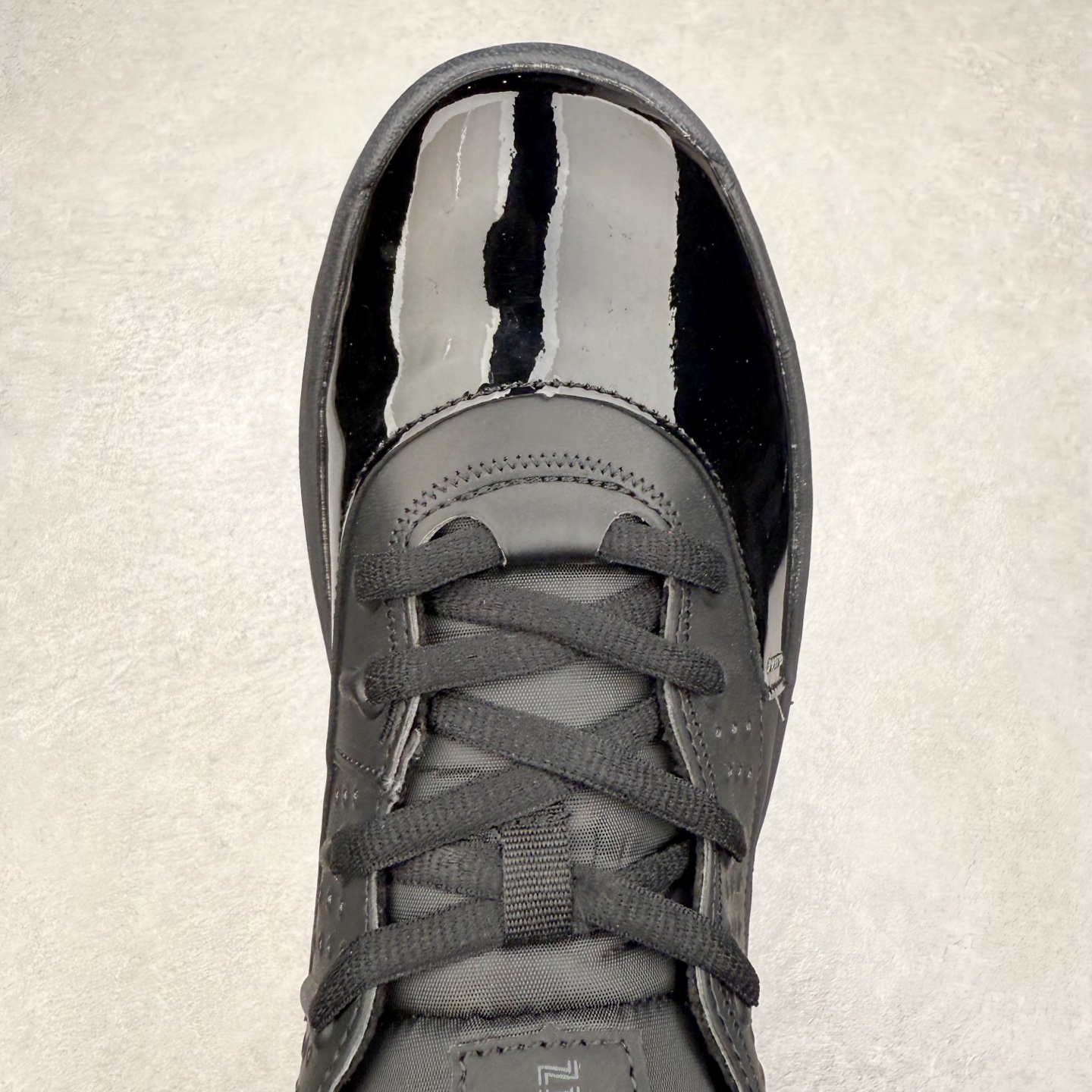 图片[4]-Jordan Max Aura 6 舒适百搭 减震耐磨 低帮 生活休闲鞋 实拍调校N版已经零色差零失真 百分百还原实物色彩所见即所得 不存在货不对板色差等低级问题 选购参考实物拍摄 不混卖不参货 只用心做好货严格选品 承诺混一赔十 尺码：36 36.5 37.5 38 38.5 39 40 40.5 41 42 42.5 43 44 44.5 45 46-选品中心