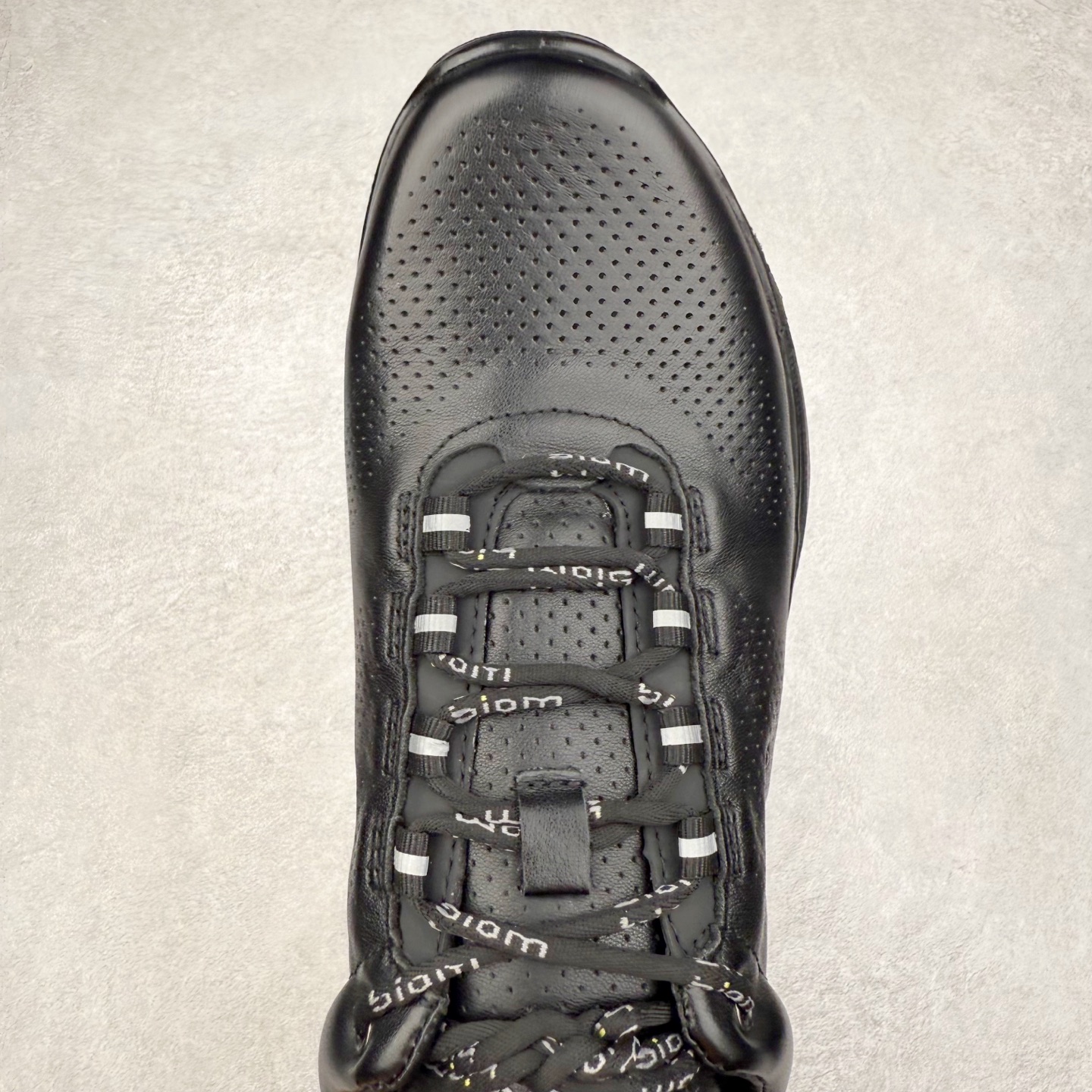 图片[4]-ECCO爱步老爹鞋男士夏季新款 飞织网面百搭潮流户外运动鞋 健步BIOM系列新款 全新的轻量发泡底材与直接注塑橡胶大底相结合 柔软舒适，轻量回弹，脚感更轻盈 鞋面采用GORE-TEX飞织网面与牛皮相结合 给你贴心透气呵护 自然律动科技 符合人体工学鞋楦 贴近足部天然形态 橡胶大底，抓地力强，具有良好的耐磨性 轻盈自如 适跑畅练 尺码：38 39 40 41 42 43 44 （皮鞋码）-选品中心