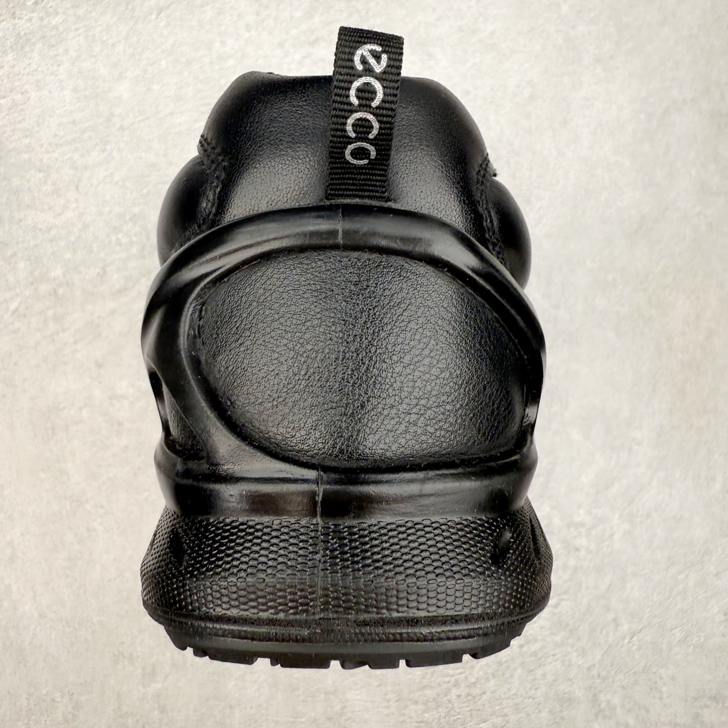 图片[8]-ECCO爱步老爹鞋男士夏季新款 飞织网面百搭潮流户外运动鞋 健步BIOM系列新款 全新的轻量发泡底材与直接注塑橡胶大底相结合 柔软舒适，轻量回弹，脚感更轻盈 鞋面采用GORE-TEX飞织网面与牛皮相结合 给你贴心透气呵护 自然律动科技 符合人体工学鞋楦 贴近足部天然形态 橡胶大底，抓地力强，具有良好的耐磨性 轻盈自如 适跑畅练 尺码：38 39 40 41 42 43 44 （皮鞋码）-选品中心