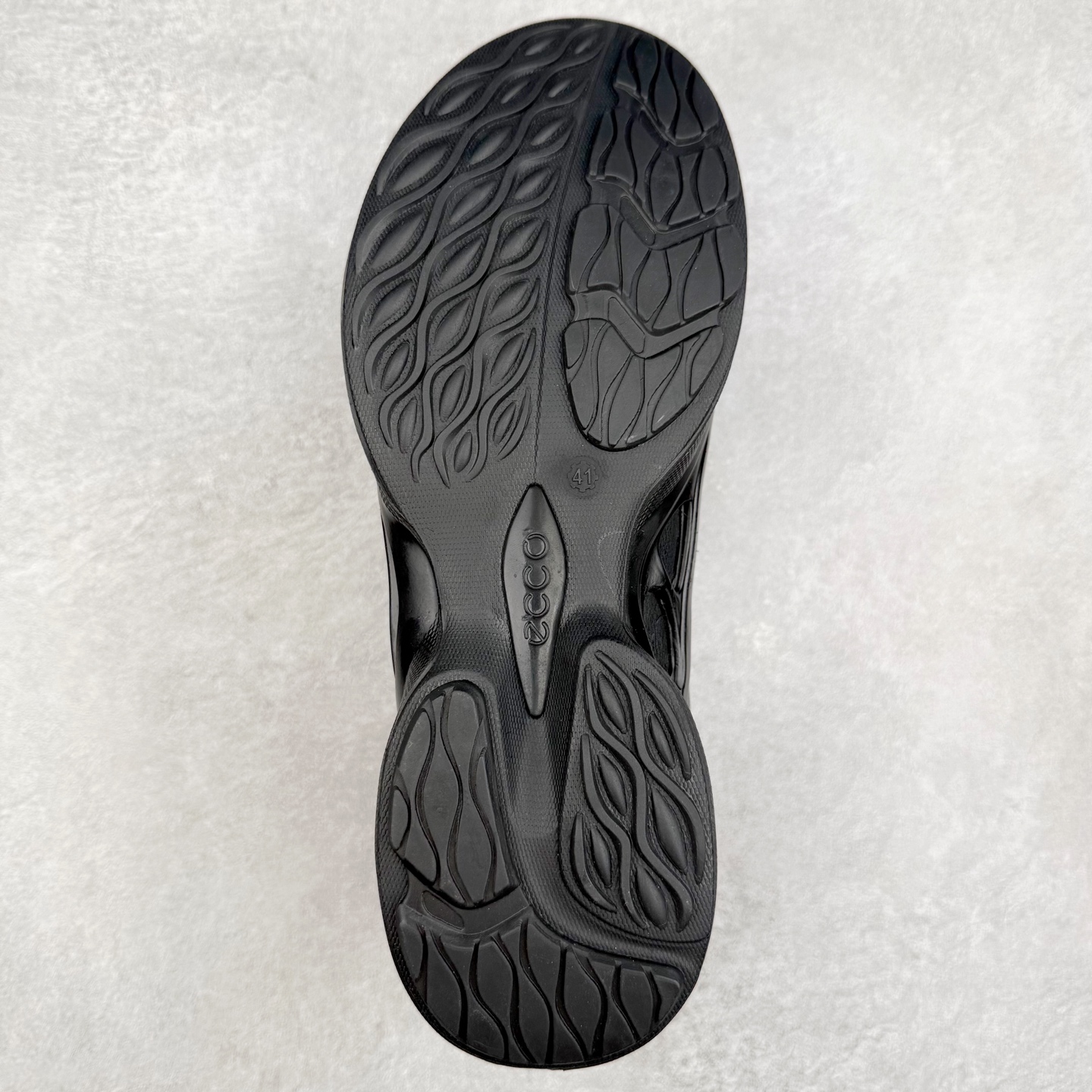 图片[9]-ECCO爱步老爹鞋男士夏季新款 飞织网面百搭潮流户外运动鞋 健步BIOM系列新款 全新的轻量发泡底材与直接注塑橡胶大底相结合 柔软舒适，轻量回弹，脚感更轻盈 鞋面采用GORE-TEX飞织网面与牛皮相结合 给你贴心透气呵护 自然律动科技 符合人体工学鞋楦 贴近足部天然形态 橡胶大底，抓地力强，具有良好的耐磨性 轻盈自如 适跑畅练 尺码：38 39 40 41 42 43 44 （皮鞋码）-选品中心