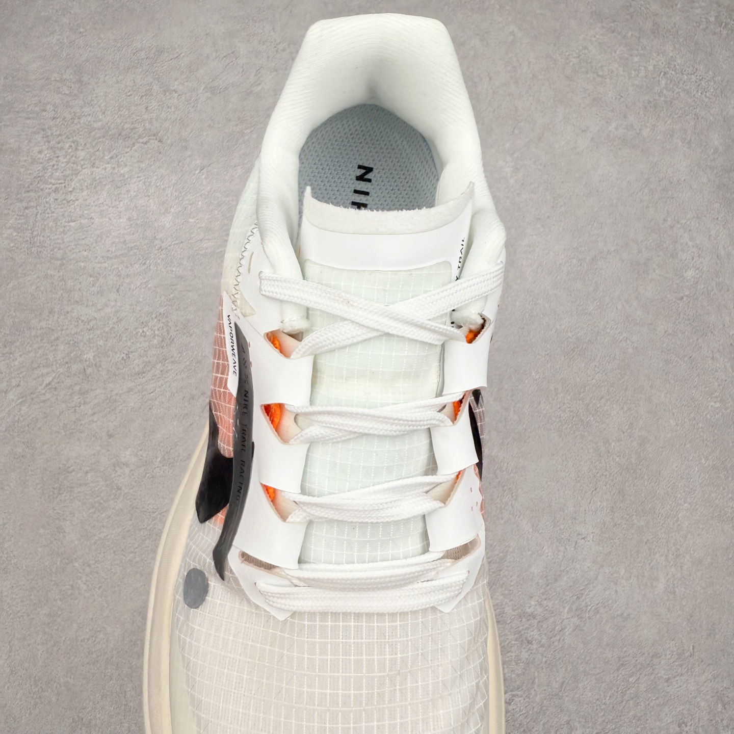 图片[5]-＃福利特价 NK Zoom X ULTRAFLY TRAIL Next Nature 越野跑步鞋 登月兼顾迅疾外观和稳固脚感 后跟覆面和中足动态支撑巧妙融合 缔造稳定顺畅的迈步体验 尺码：36 36.5 37.5 38 38.5 39 40 40.5 41 42 42.5 43 44 44.5 45-选品中心