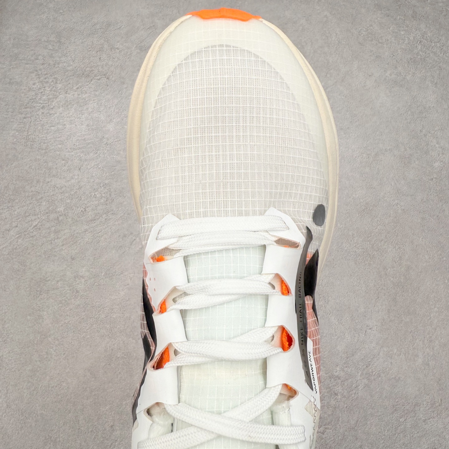 图片[4]-＃福利特价 NK Zoom X ULTRAFLY TRAIL Next Nature 越野跑步鞋 登月兼顾迅疾外观和稳固脚感 后跟覆面和中足动态支撑巧妙融合 缔造稳定顺畅的迈步体验 尺码：36 36.5 37.5 38 38.5 39 40 40.5 41 42 42.5 43 44 44.5 45-选品中心