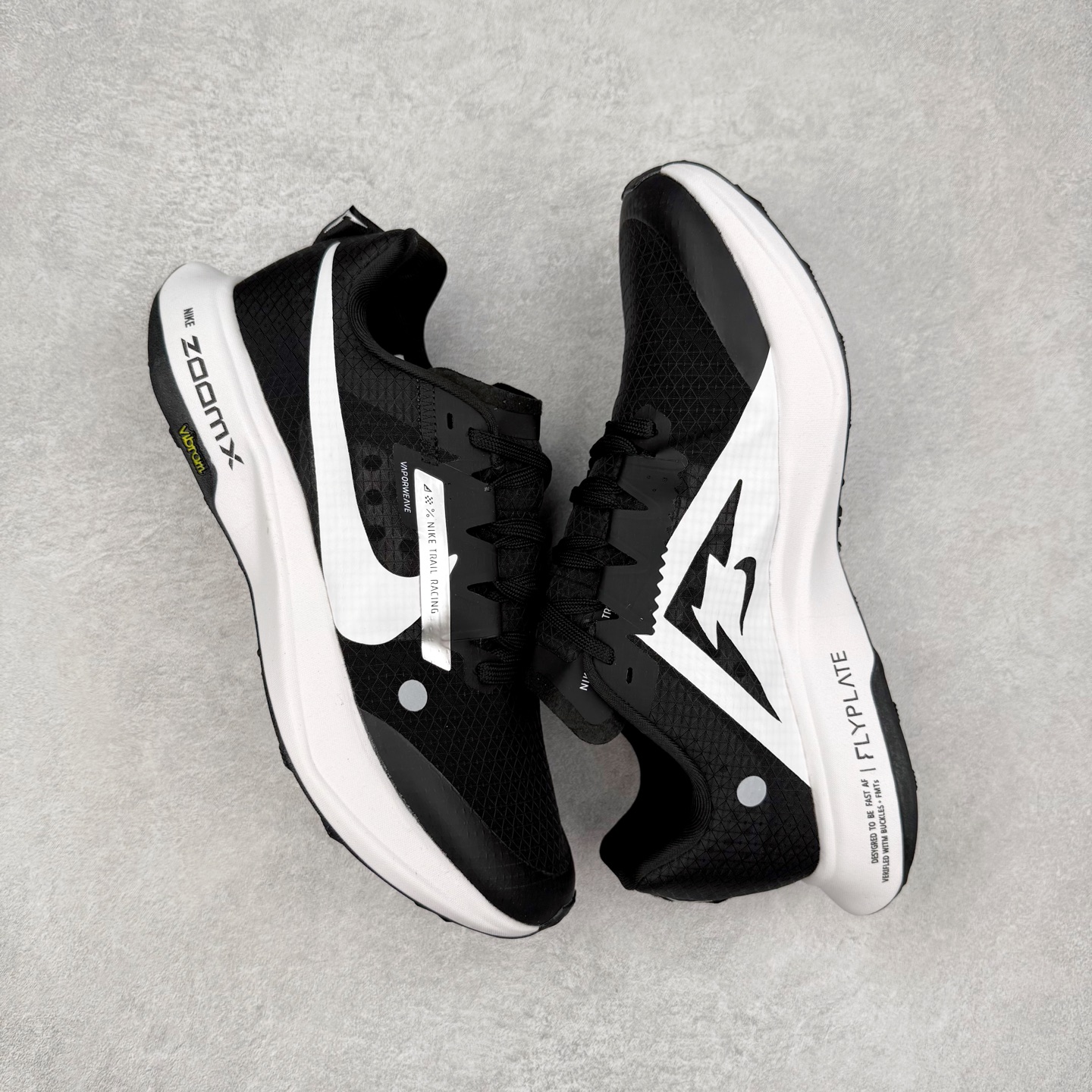 图片[3]-＃福利特价 NK Zoom X ULTRAFLY TRAIL Next Nature 越野跑步鞋 登月兼顾迅疾外观和稳固脚感 后跟覆面和中足动态支撑巧妙融合 缔造稳定顺畅的迈步体验 尺码：36 36.5 37.5 38 38.5 39 40 40.5 41 42 42.5 43 44 44.5 45-选品中心