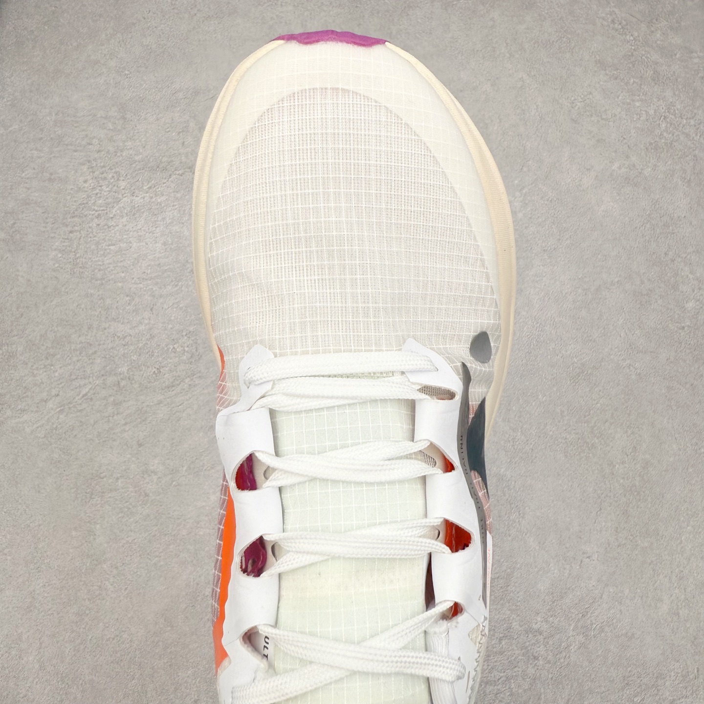 图片[4]-＃福利特价 NK Zoom X ULTRAFLY TRAIL Next Nature 越野跑步鞋 登月兼顾迅疾外观和稳固脚感 后跟覆面和中足动态支撑巧妙融合 缔造稳定顺畅的迈步体验 尺码：36 36.5 37.5 38 38.5 39 40 40.5 41 42 42.5 43 44 44.5 45-选品中心