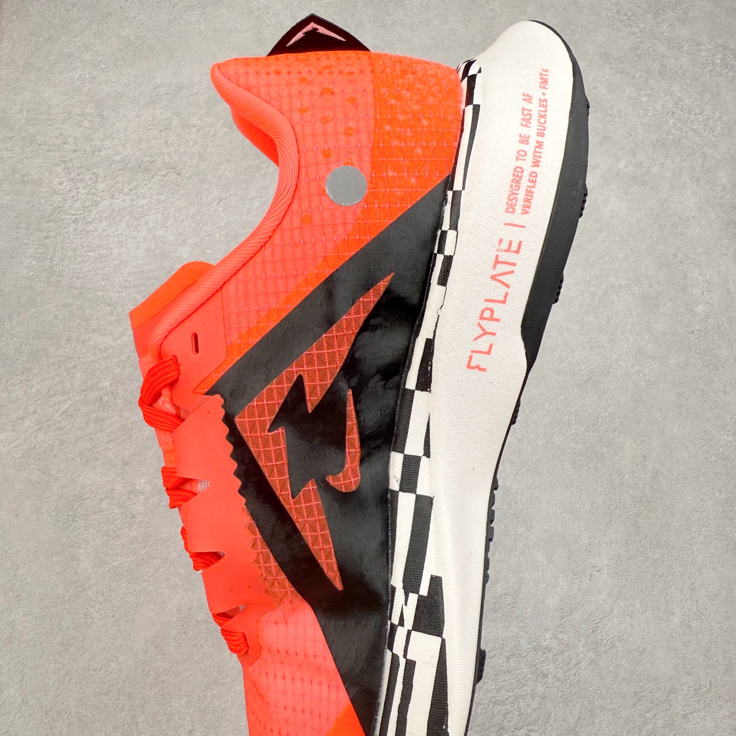 图片[7]-＃福利特价 NK Zoom X ULTRAFLY TRAIL Next Nature 越野跑步鞋 登月兼顾迅疾外观和稳固脚感 后跟覆面和中足动态支撑巧妙融合 缔造稳定顺畅的迈步体验 尺码：36 36.5 37.5 38 38.5 39 40 40.5 41 42 42.5 43 44 44.5 45-选品中心