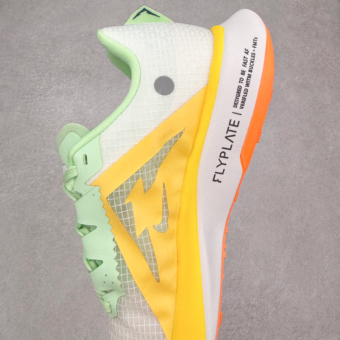 图片[7]-＃福利特价 NK Zoom X ULTRAFLY TRAIL Next Nature 越野跑步鞋 登月兼顾迅疾外观和稳固脚感 后跟覆面和中足动态支撑巧妙融合 缔造稳定顺畅的迈步体验 尺码：36 36.5 37.5 38 38.5 39 40 40.5 41 42 42.5 43 44 44.5 45-选品中心