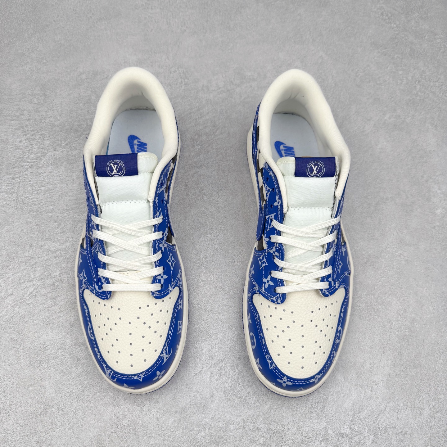 图片[2]-TS x Air Jordan AJ1 Low 倒钩低帮联名定制配色 XQ1979-003 原厂内置气垫魔块 A模大底 头层小牛皮 鞋舌AJ原厂专用牛津布+AJ专用反口珍珠布+原厂无杂质高弹内里海棉+特殊封边弹力鞋带 实拍调校N版已经零色差零失真 百分百还原实物色彩所见即所得 不存在货不对板色差等低级问题 选购参考实物拍摄 不混卖不参货 只用心做好货严格选品 承诺混一赔十 尺码：36 36.5 37.5 38 38.5 39 40 40.5 41 42 42.5 43 44 44.5 45-选品中心