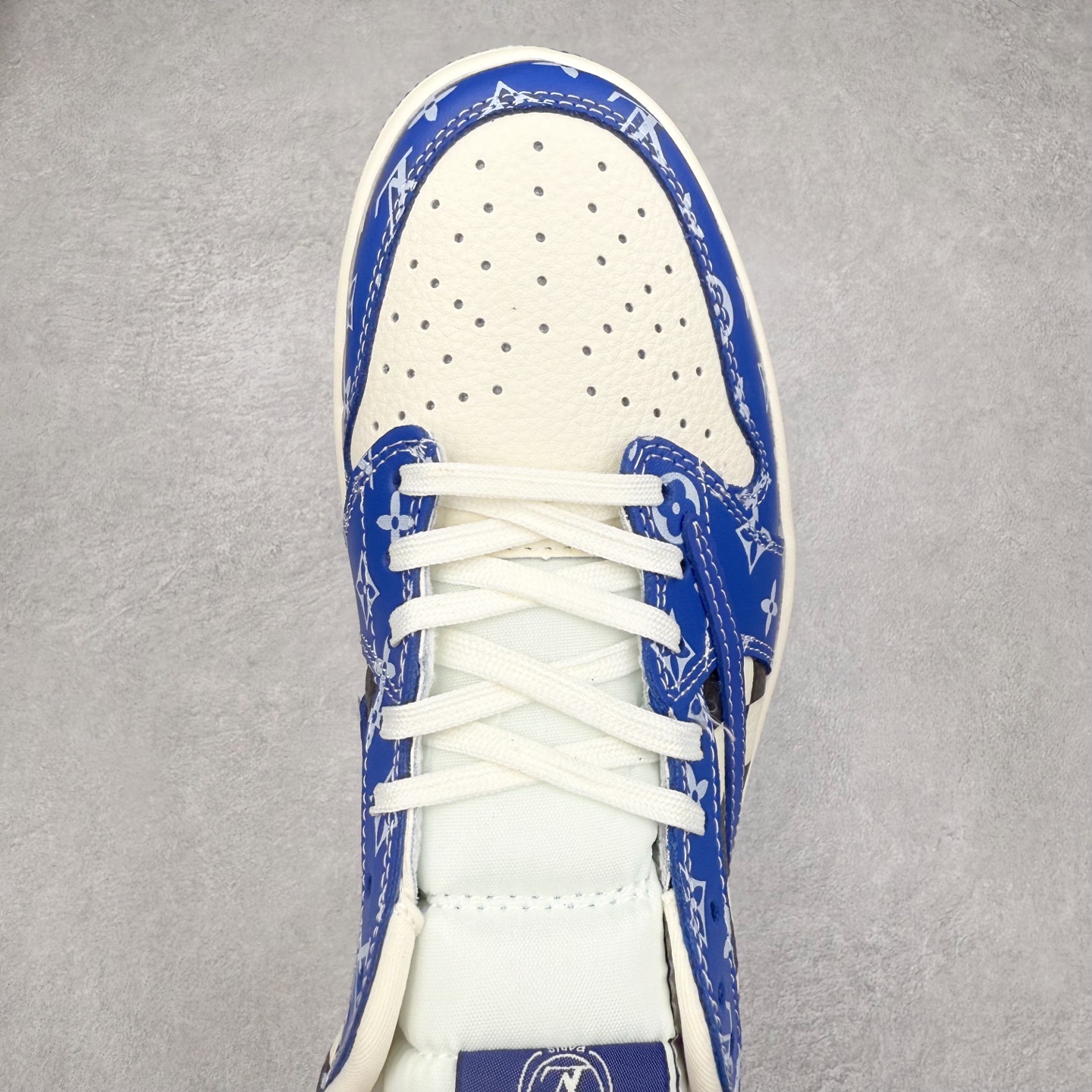 图片[4]-TS x Air Jordan AJ1 Low 倒钩低帮联名定制配色 XQ1979-003 原厂内置气垫魔块 A模大底 头层小牛皮 鞋舌AJ原厂专用牛津布+AJ专用反口珍珠布+原厂无杂质高弹内里海棉+特殊封边弹力鞋带 实拍调校N版已经零色差零失真 百分百还原实物色彩所见即所得 不存在货不对板色差等低级问题 选购参考实物拍摄 不混卖不参货 只用心做好货严格选品 承诺混一赔十 尺码：36 36.5 37.5 38 38.5 39 40 40.5 41 42 42.5 43 44 44.5 45-选品中心