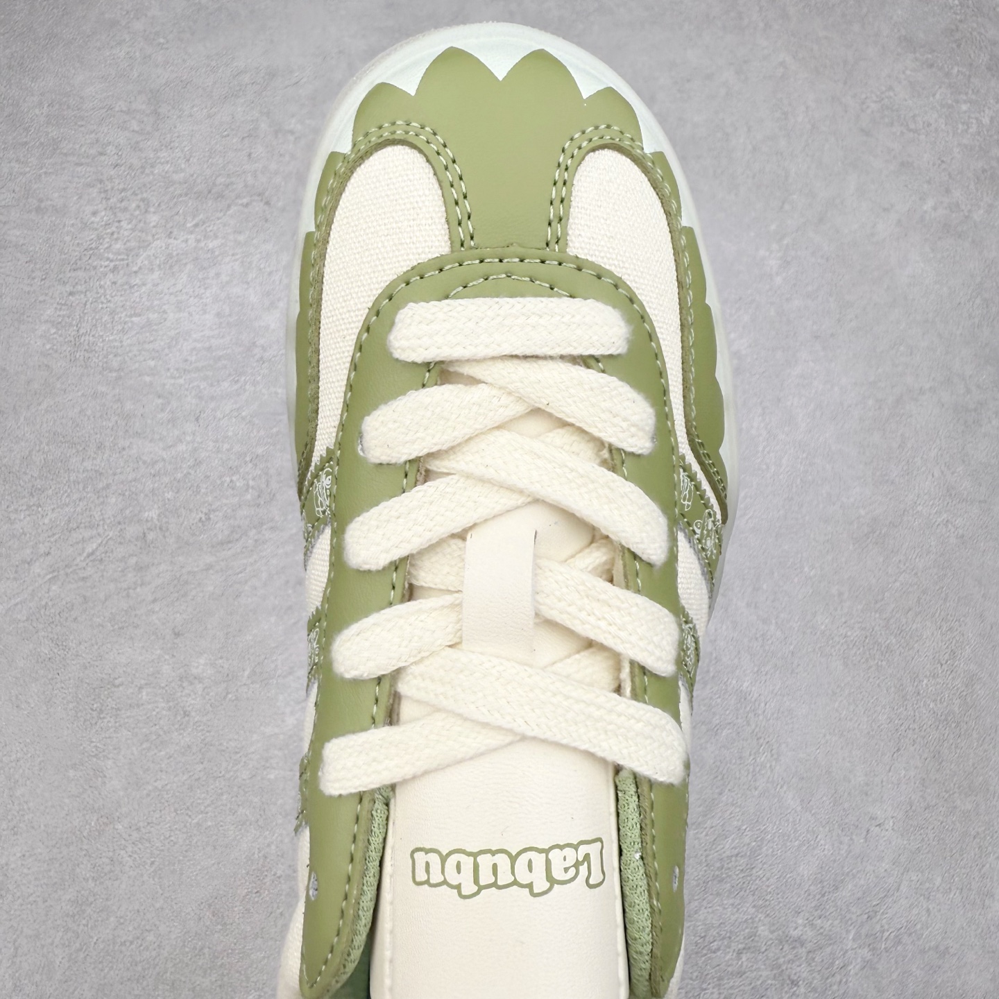 图片[4]-＃C2 AD Gazelle Indoor Trainers 羚羊内训系列低帮复古百搭休闲运动德训风板鞋 DM1234-019 90年代经典的复刻版！自60年代以足球训练鞋面世以来,Gazelle就以其经典设计席卷全球。1991年版本的复刻,再造经典Gazelle。采用皮革打造,搭配浊色细节,让这款经典更加简约。尺码：36 36⅔ 37⅓ 38 38⅔ 39⅓ 40 40⅔ 41⅓ 42 42⅔ 43⅓ 44⅓ 44⅔ 45-选品中心