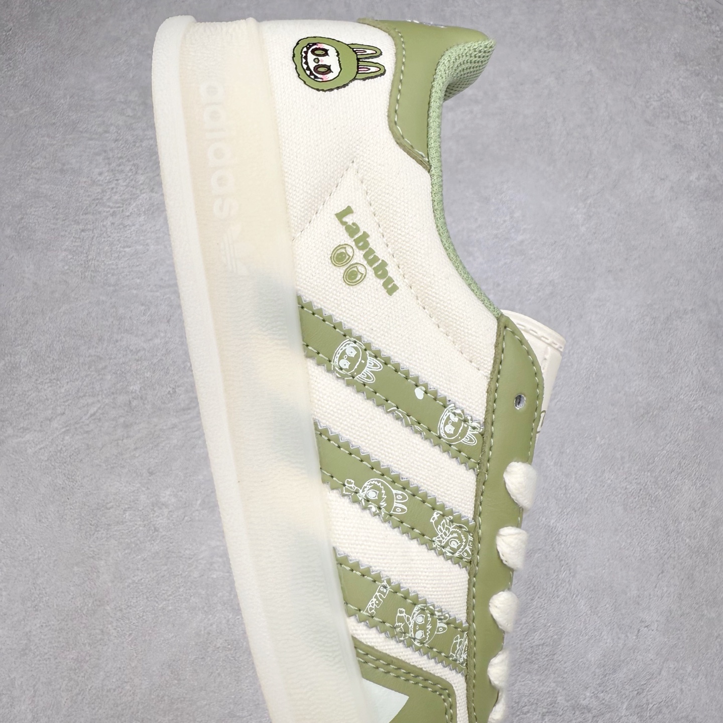 图片[6]-＃C2 AD Gazelle Indoor Trainers 羚羊内训系列低帮复古百搭休闲运动德训风板鞋 DM1234-019 90年代经典的复刻版！自60年代以足球训练鞋面世以来,Gazelle就以其经典设计席卷全球。1991年版本的复刻,再造经典Gazelle。采用皮革打造,搭配浊色细节,让这款经典更加简约。尺码：36 36⅔ 37⅓ 38 38⅔ 39⅓ 40 40⅔ 41⅓ 42 42⅔ 43⅓ 44⅓ 44⅔ 45-选品中心